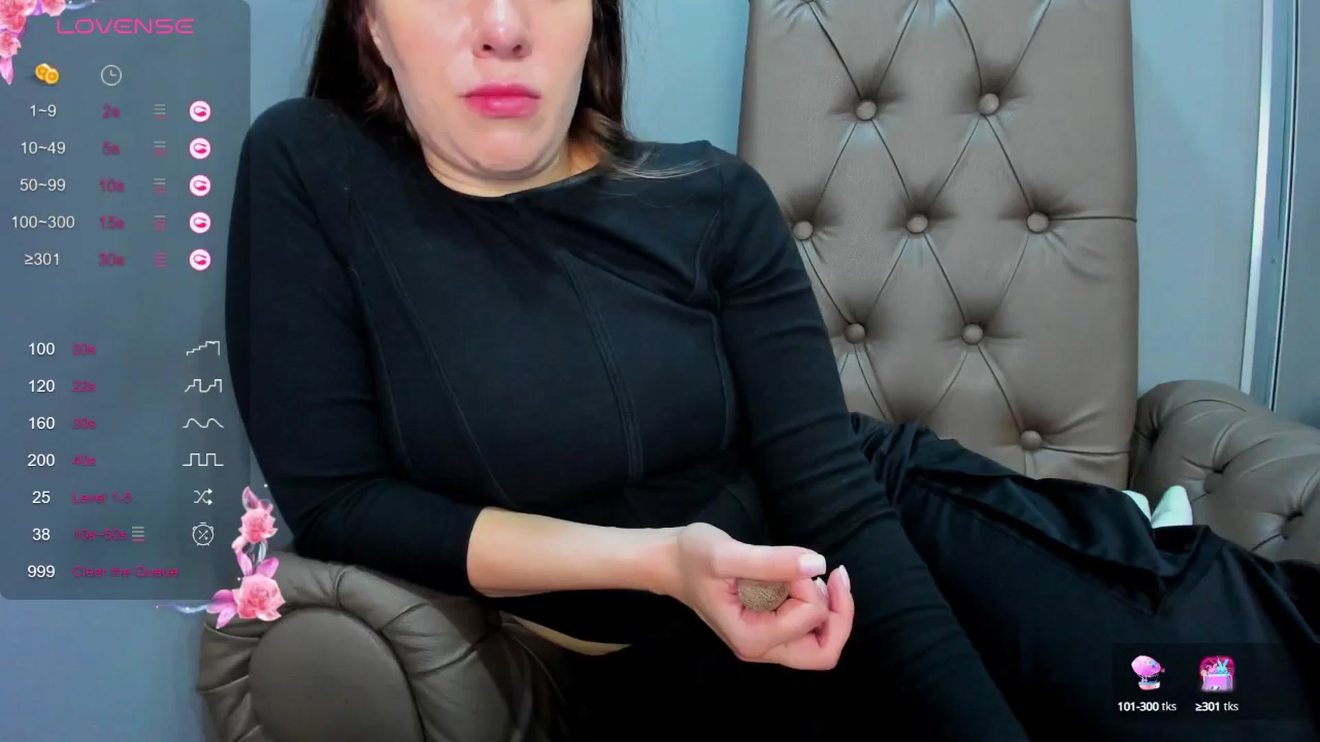 Gallery image thumbnail from ornellamuti's myfreecams stream on, 07/20/2025, 10:07 image 8 of 20