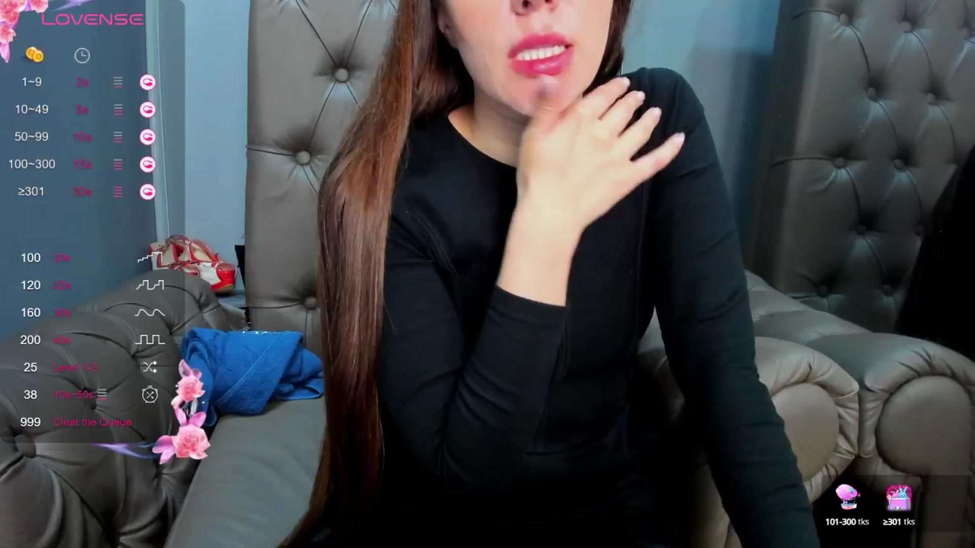 Gallery image thumbnail from ornellamuti's myfreecams stream on, 07/20/2025, 10:07 image 13 of 20