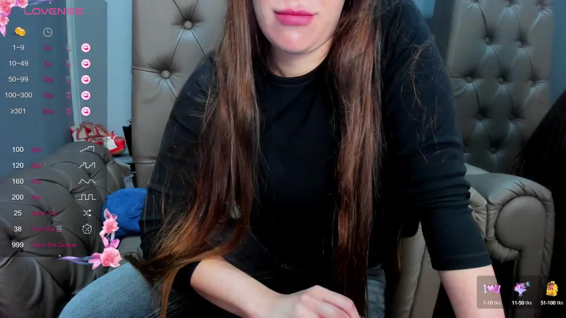Gallery image thumbnail from ornellamuti's myfreecams stream on, 08/03/2025, 08:34 image 17 of 20