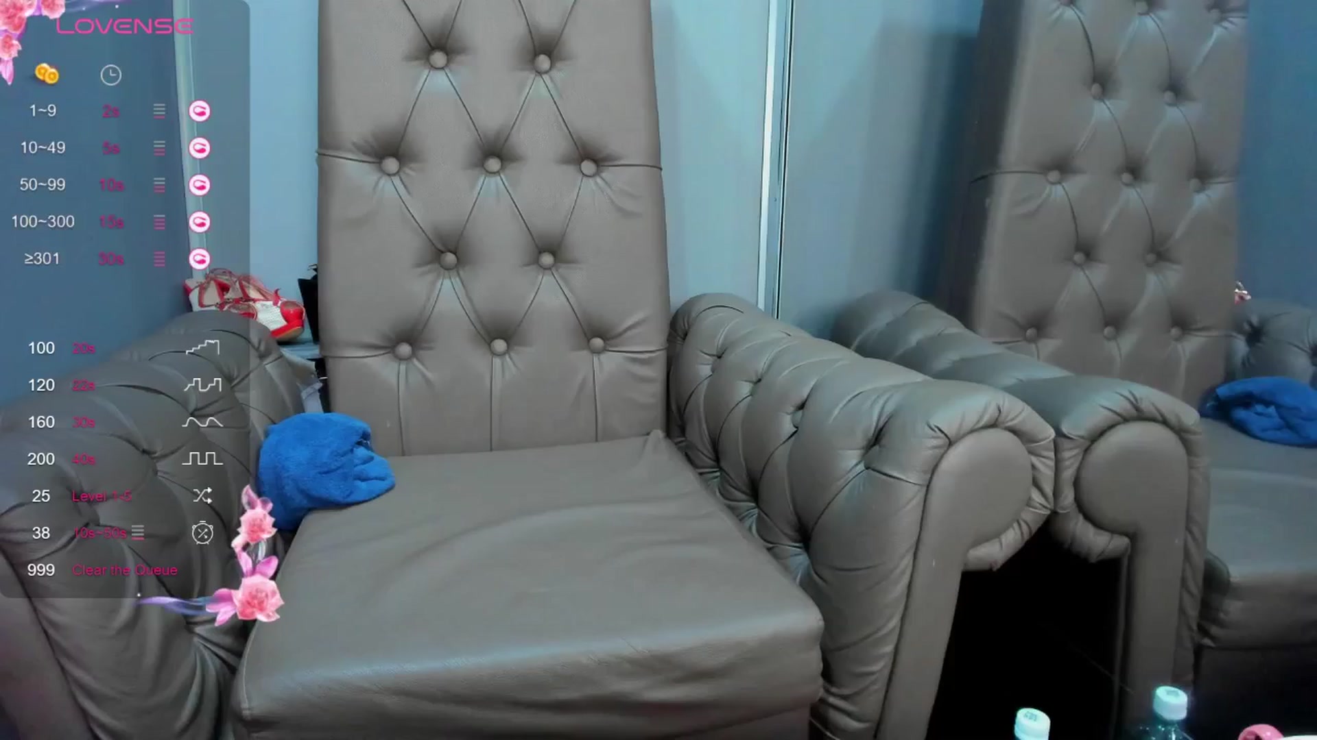 Gallery image thumbnail from ornellamuti's myfreecams stream on, 08/03/2025, 08:34 image 5 of 20