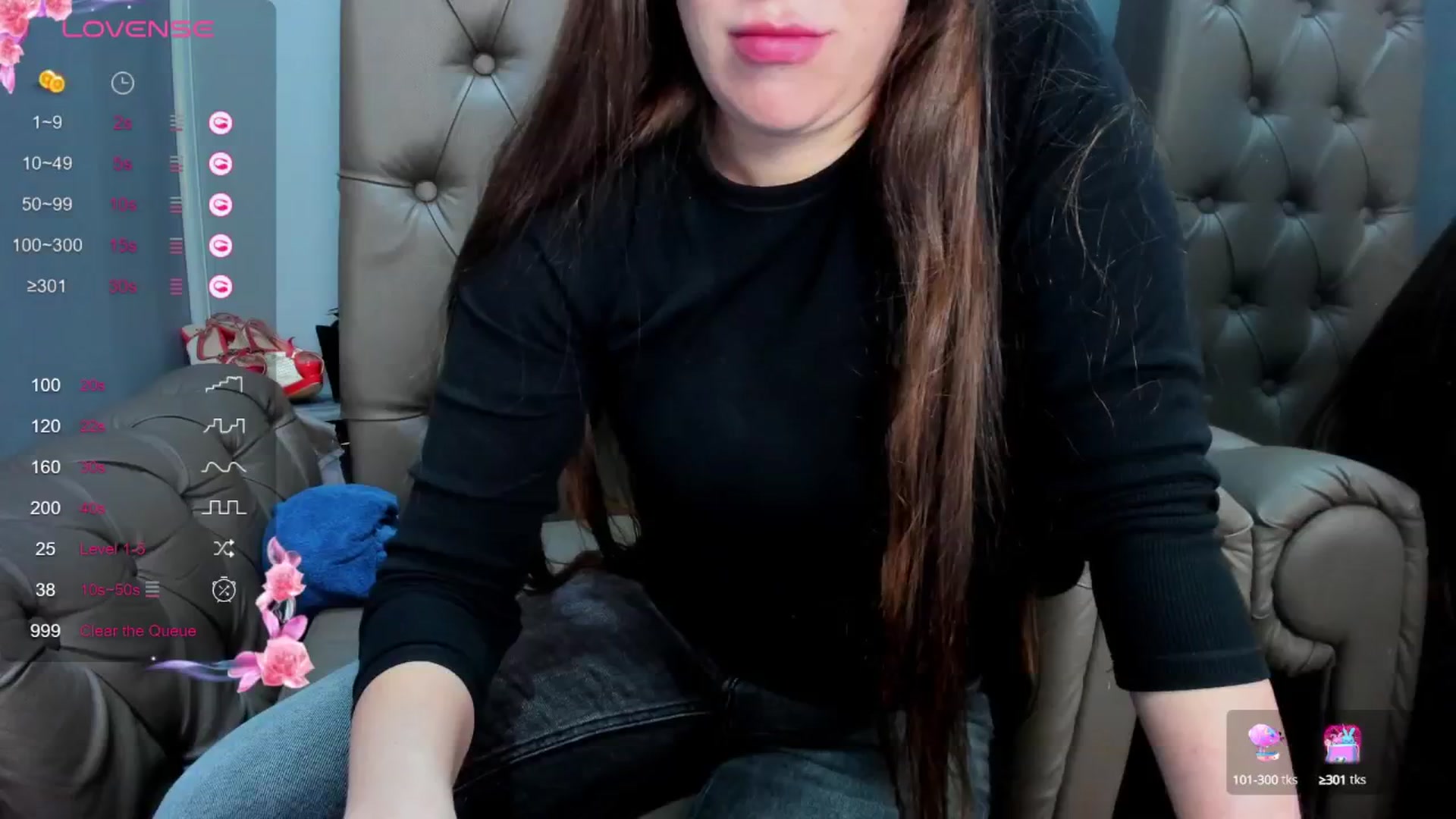Gallery image thumbnail from ornellamuti's myfreecams stream on, 08/03/2025, 08:34 image 14 of 20