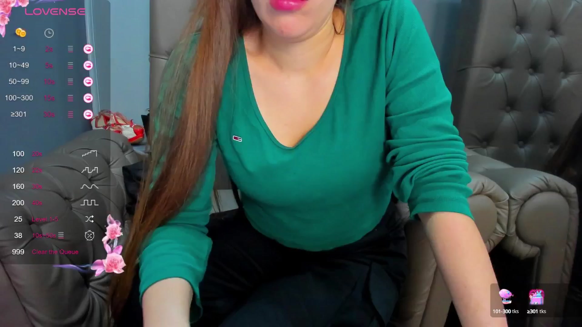 Gallery image thumbnail from ornellamuti's myfreecams stream on, 08/17/2025, 11:26 image 7 of 20