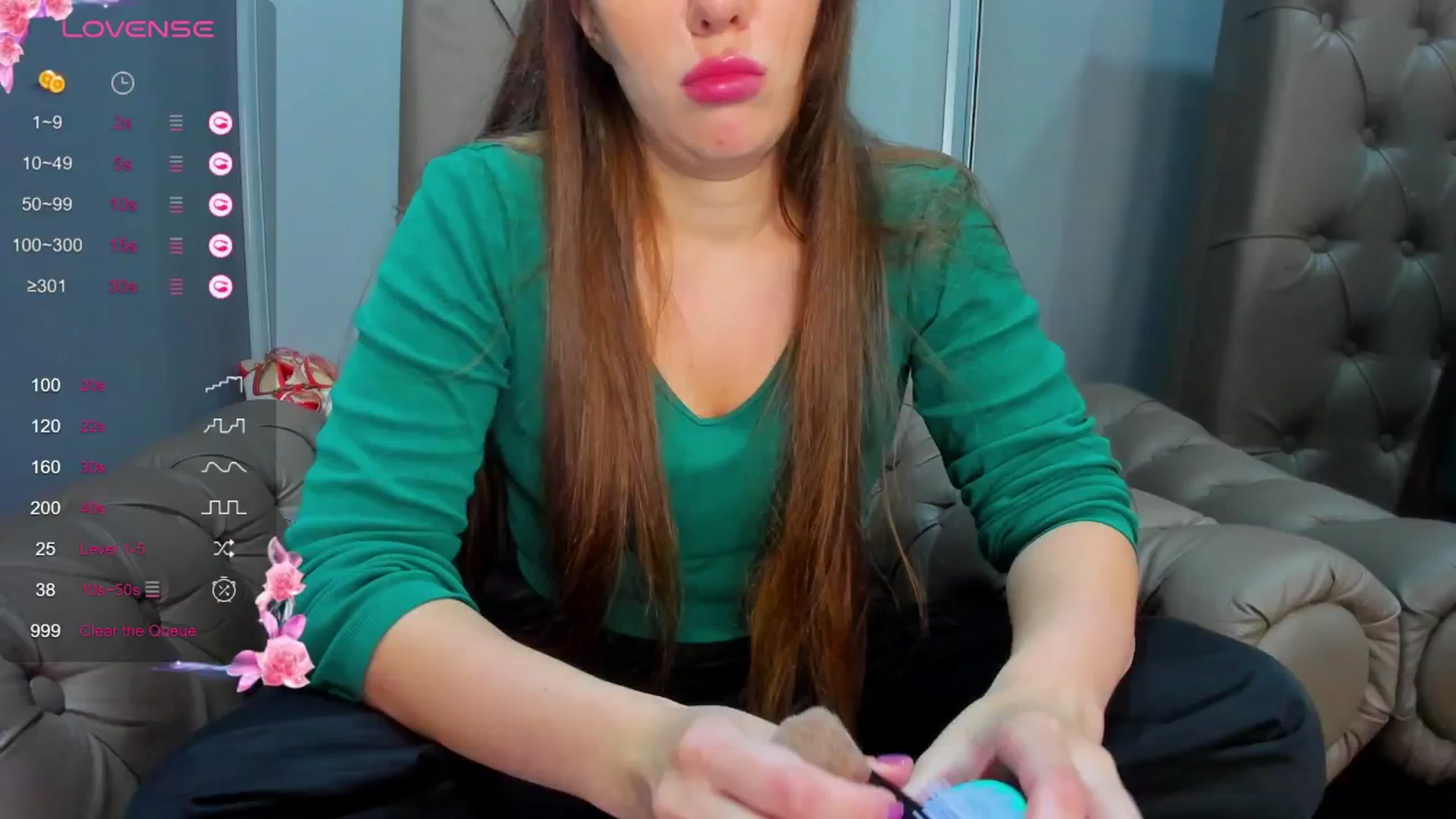 Gallery image thumbnail from ornellamuti's myfreecams stream on, 08/17/2025, 13:15 image 2 of 20