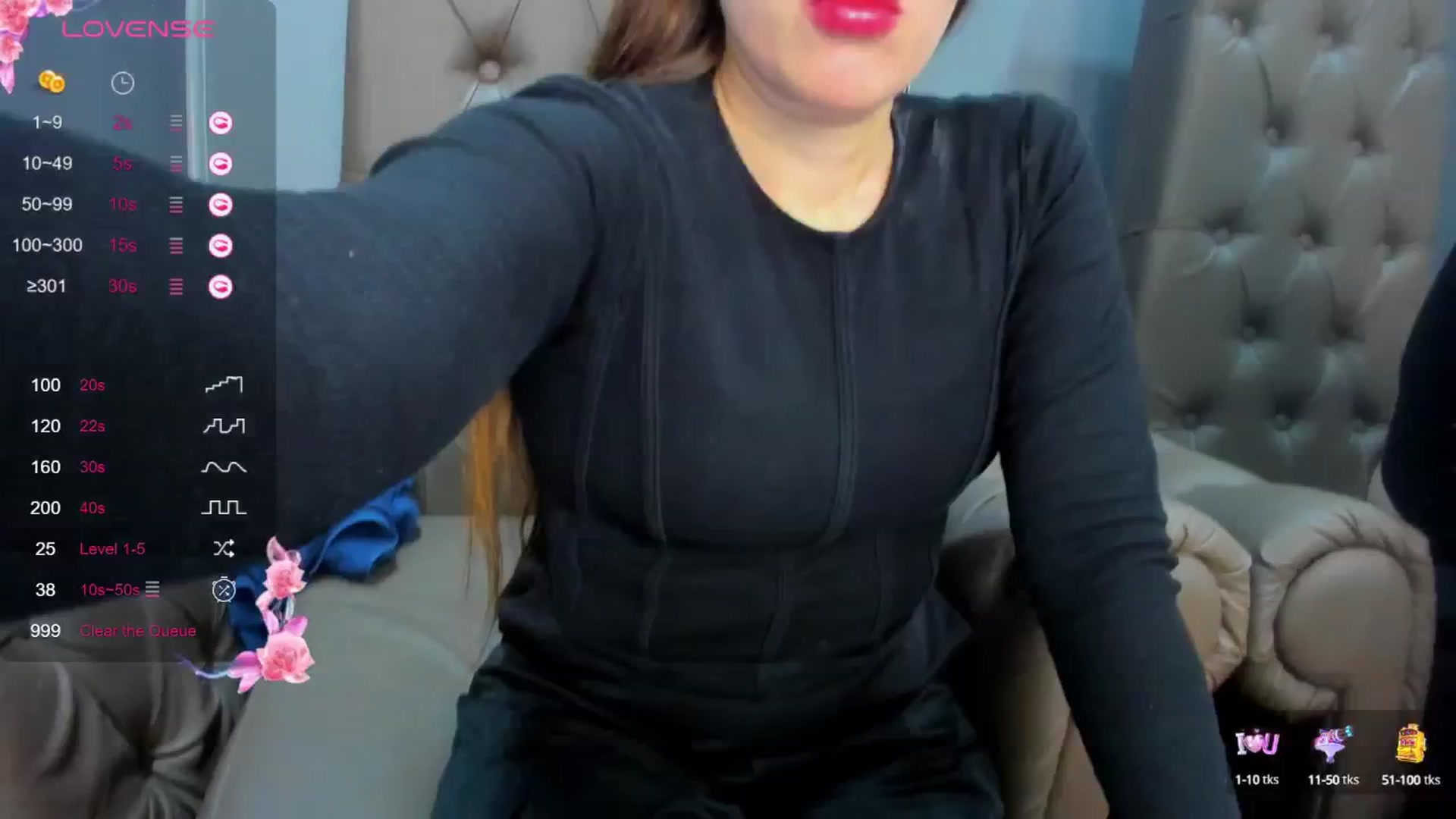 Gallery image thumbnail from ornellamuti's myfreecams stream on, 08/24/2025, 06:37 image 7 of 20