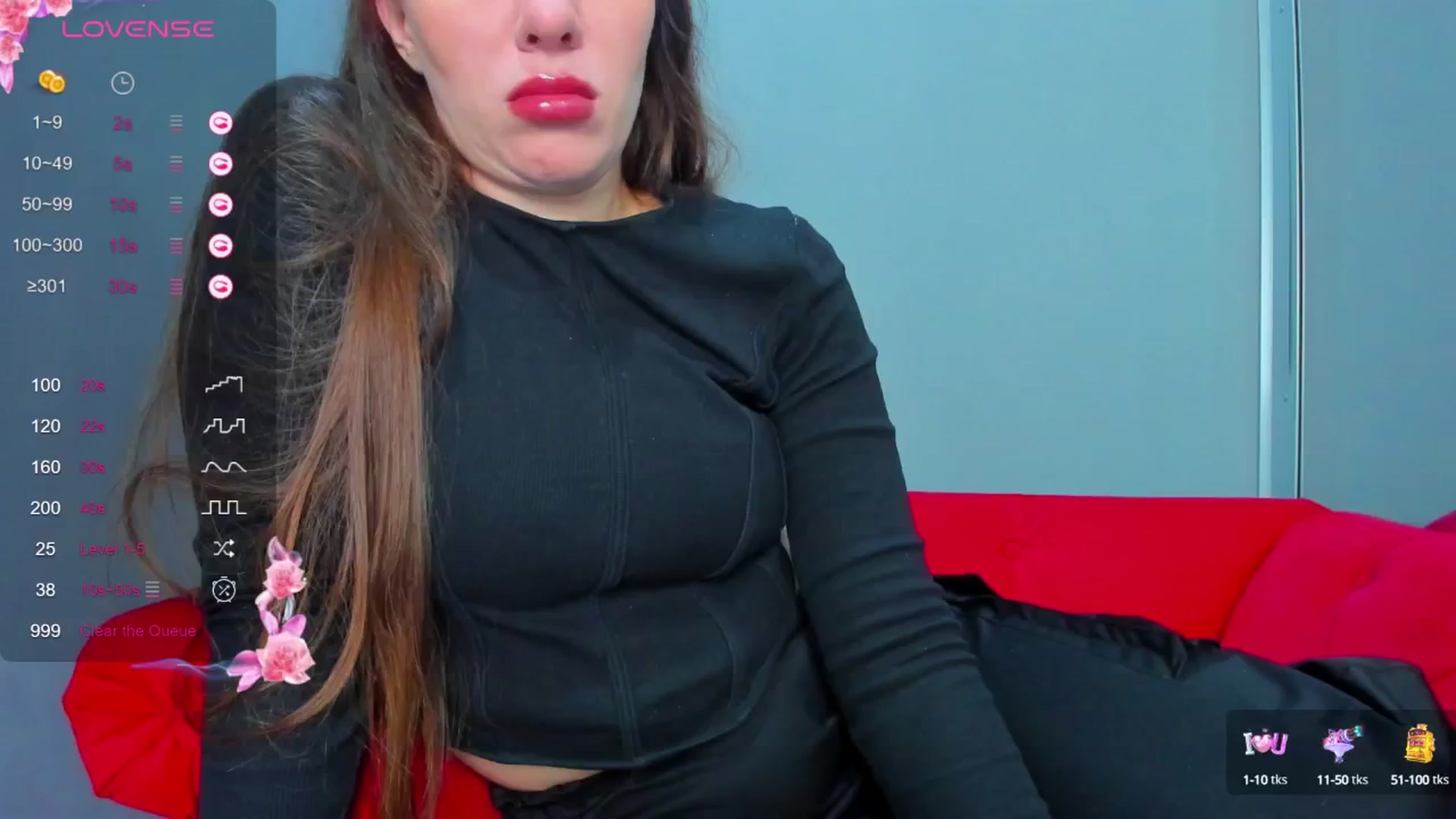 Gallery image thumbnail from ornellamuti's myfreecams stream on, 09/06/2025, 08:09 image 16 of 20