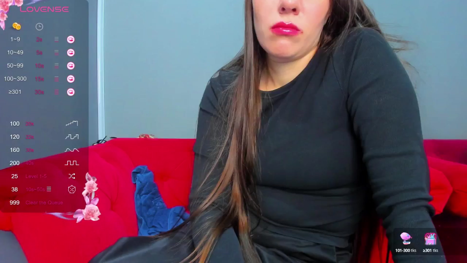 Gallery image thumbnail from ornellamuti's myfreecams stream on, 10/04/2025, 07:53 image 19 of 20
