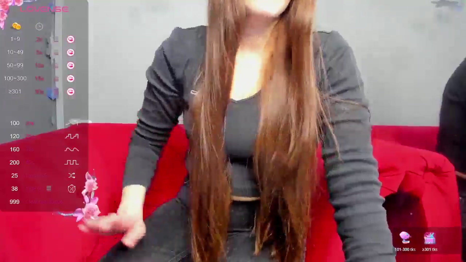 Gallery image thumbnail from ornellamuti's myfreecams stream on, 04/11/2026, 11:40 image 6 of 20