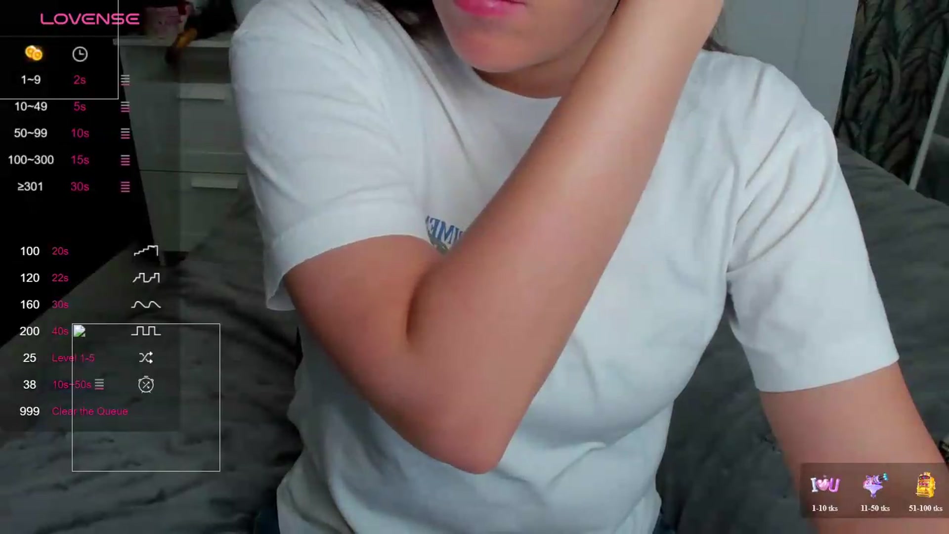 Gallery image thumbnail from ornellamuti's myfreecams stream on, 06/21/2026, 07:43 image 7 of 20