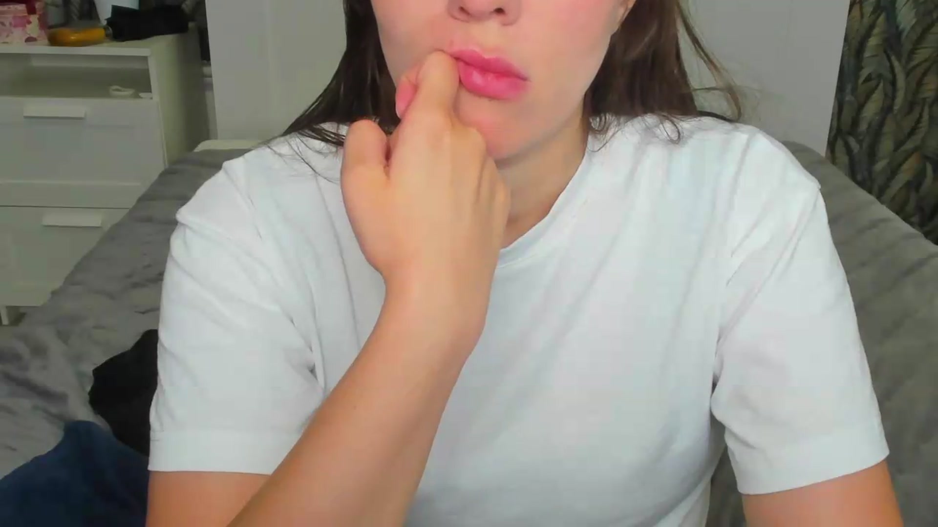 Gallery image thumbnail from ornellamuti's myfreecams stream on, 06/27/2026, 11:07 image 3 of 20