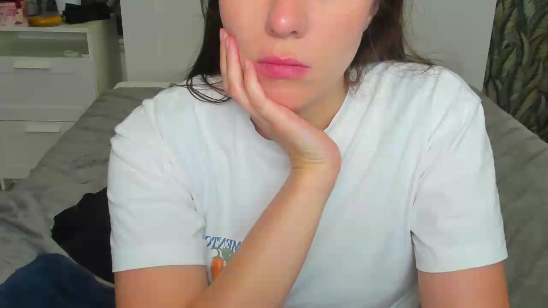 Gallery image thumbnail from ornellamuti's myfreecams stream on, 06/27/2026, 11:07 image 14 of 20