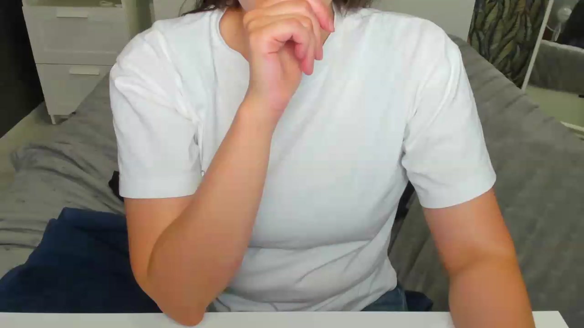 Gallery image thumbnail from ornellamuti's myfreecams stream on, 06/27/2026, 13:01 image 10 of 20