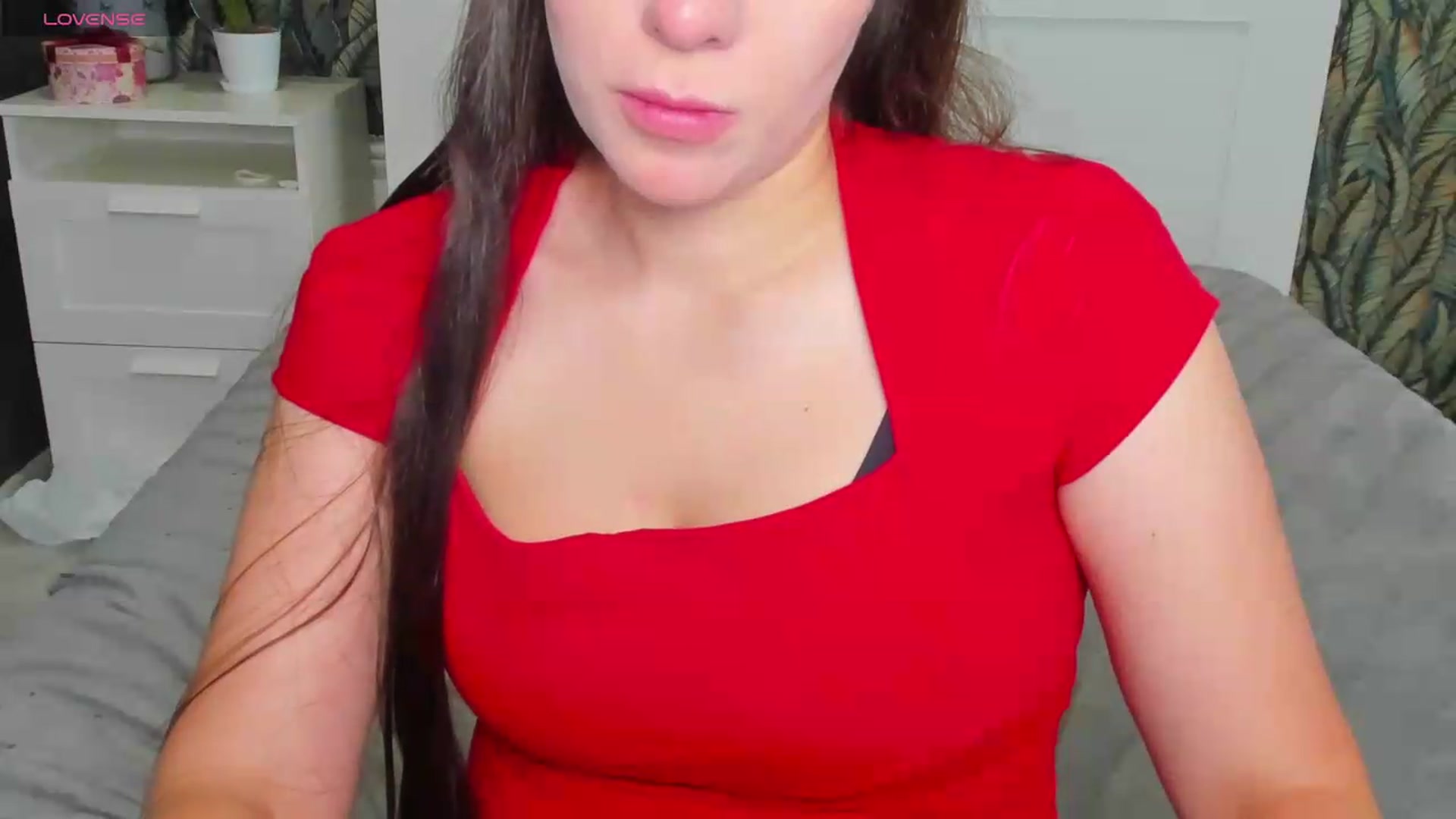Gallery image thumbnail from ornellamuti's myfreecams stream on, 06/28/2026, 08:13 image 12 of 20