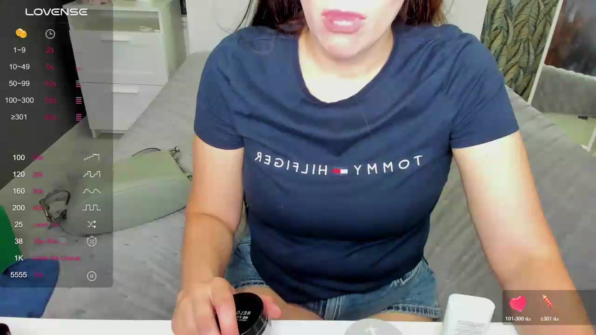 Gallery image thumbnail from ornellamuti's myfreecams stream on, 07/07/2026, 09:27 image 17 of 20