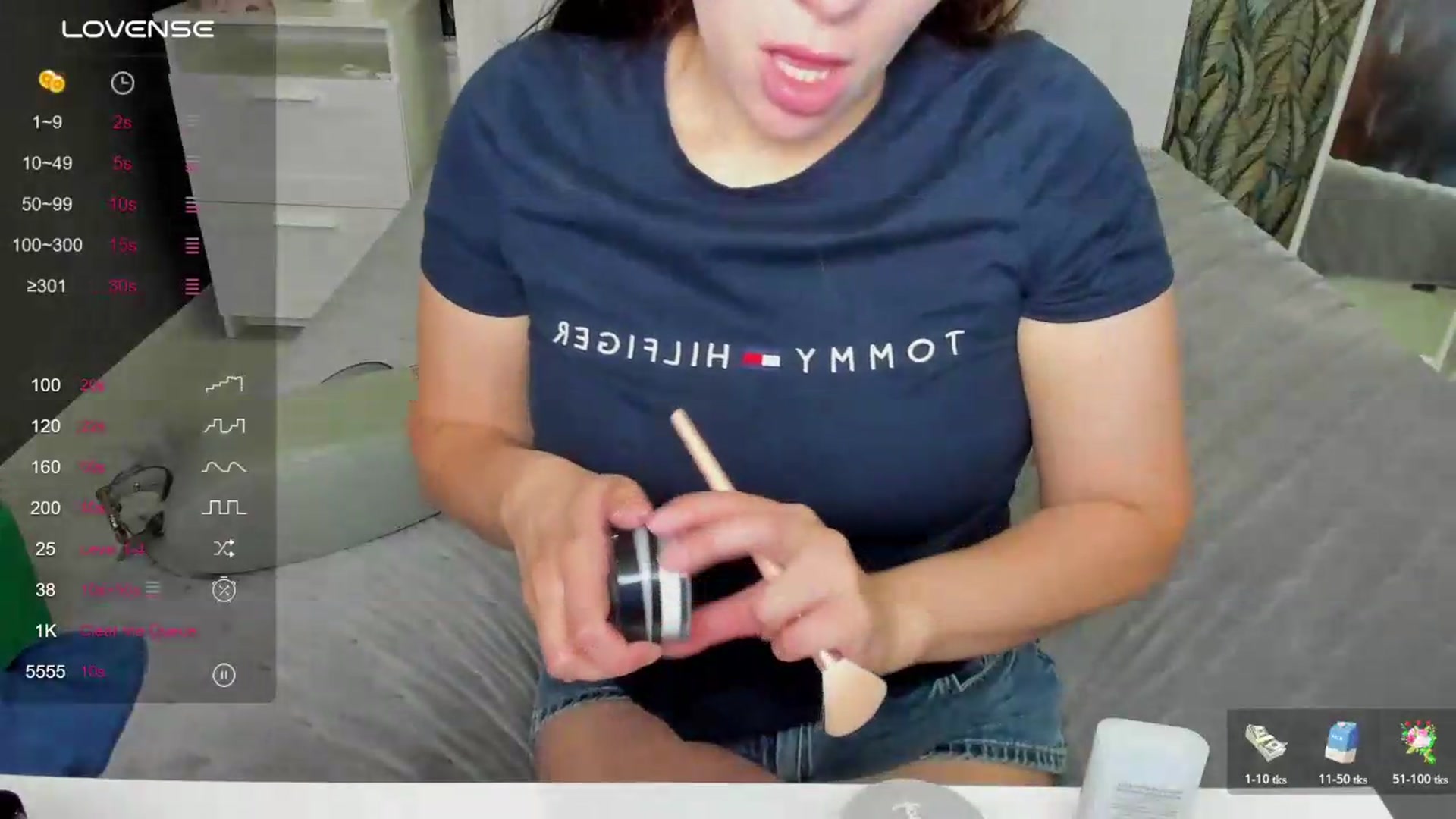 Gallery image thumbnail from ornellamuti's myfreecams stream on, 07/07/2026, 09:27 image 18 of 20