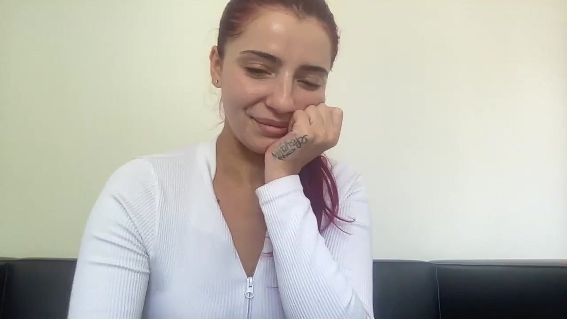 Gallery image thumbnail from oxKRYSTALxo's myfreecams stream on, 09/29/2023, 17:43 image 1 of 20