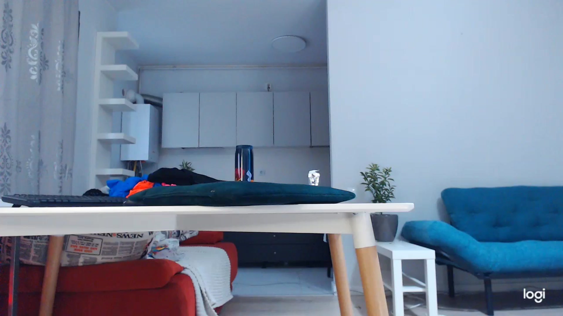 Gallery image thumbnail from oxxxy's myfreecams stream on, 12/21/2023, 08:34 image 2 of 20