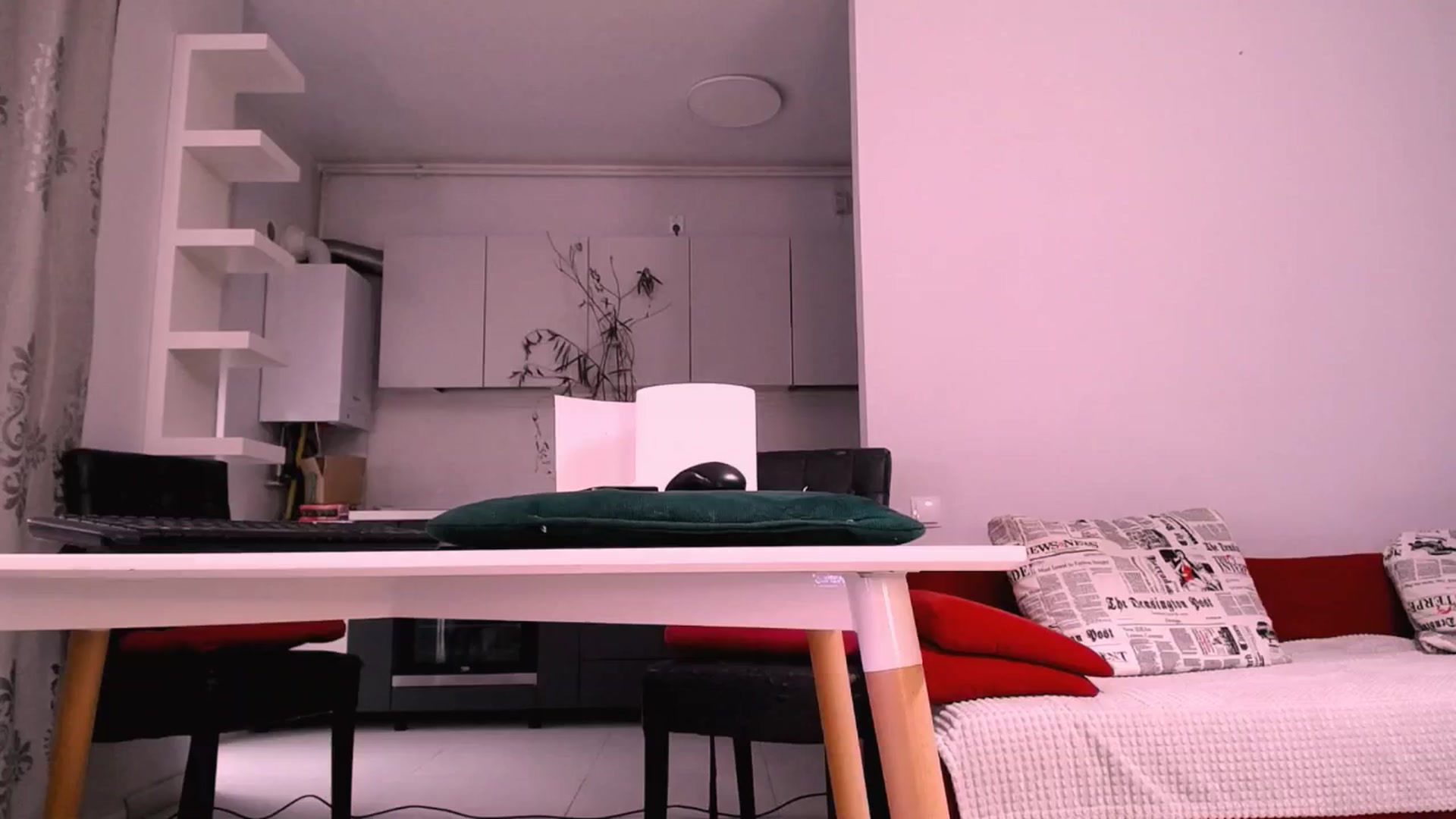 Gallery image thumbnail from oxxxy's myfreecams stream on, 12/10/2024, 09:11 image 2 of 20