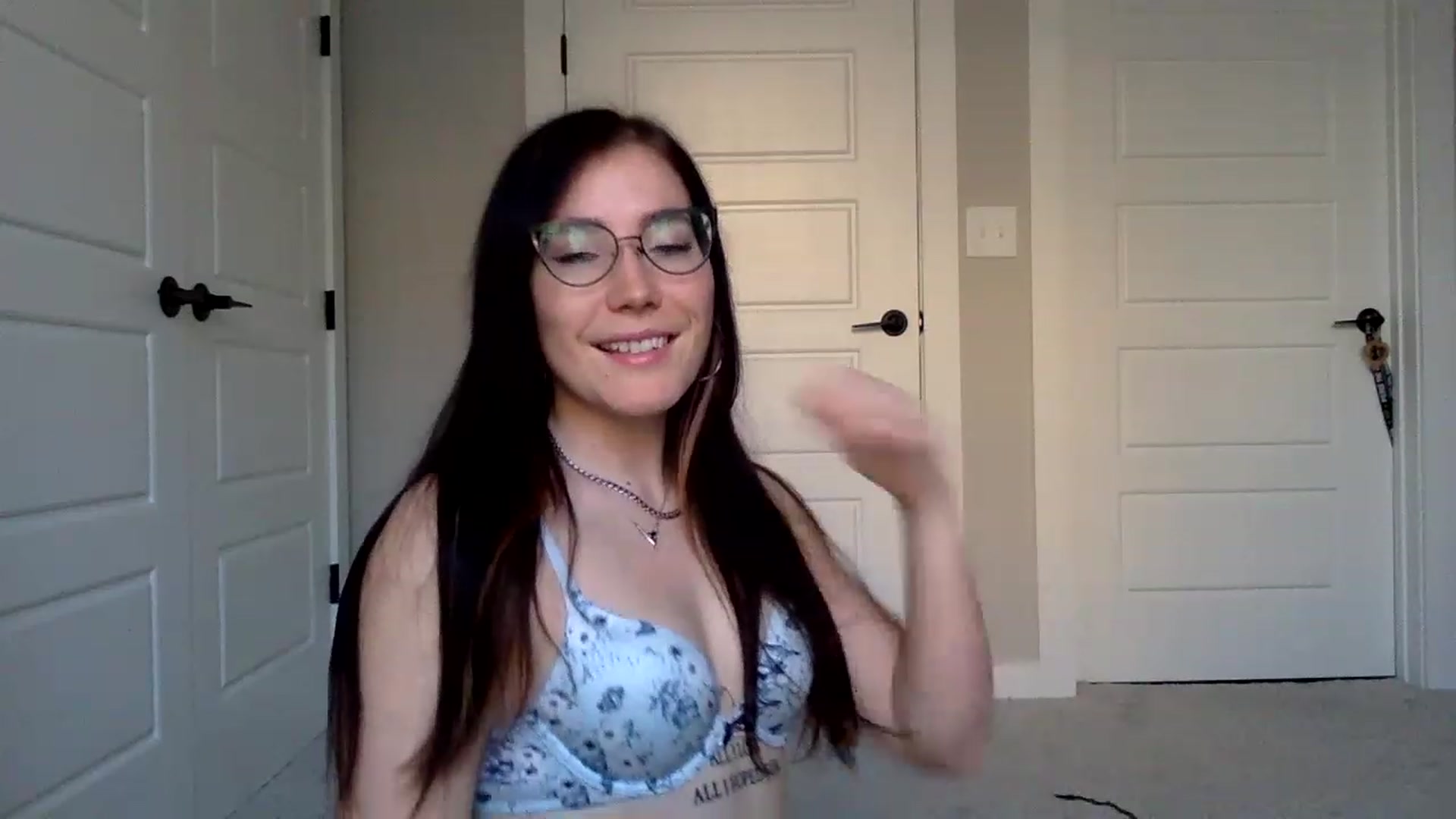 Gallery image thumbnail from p_alaska's myfreecams stream on, 02/28/2023, 13:19 image 5 of 20
