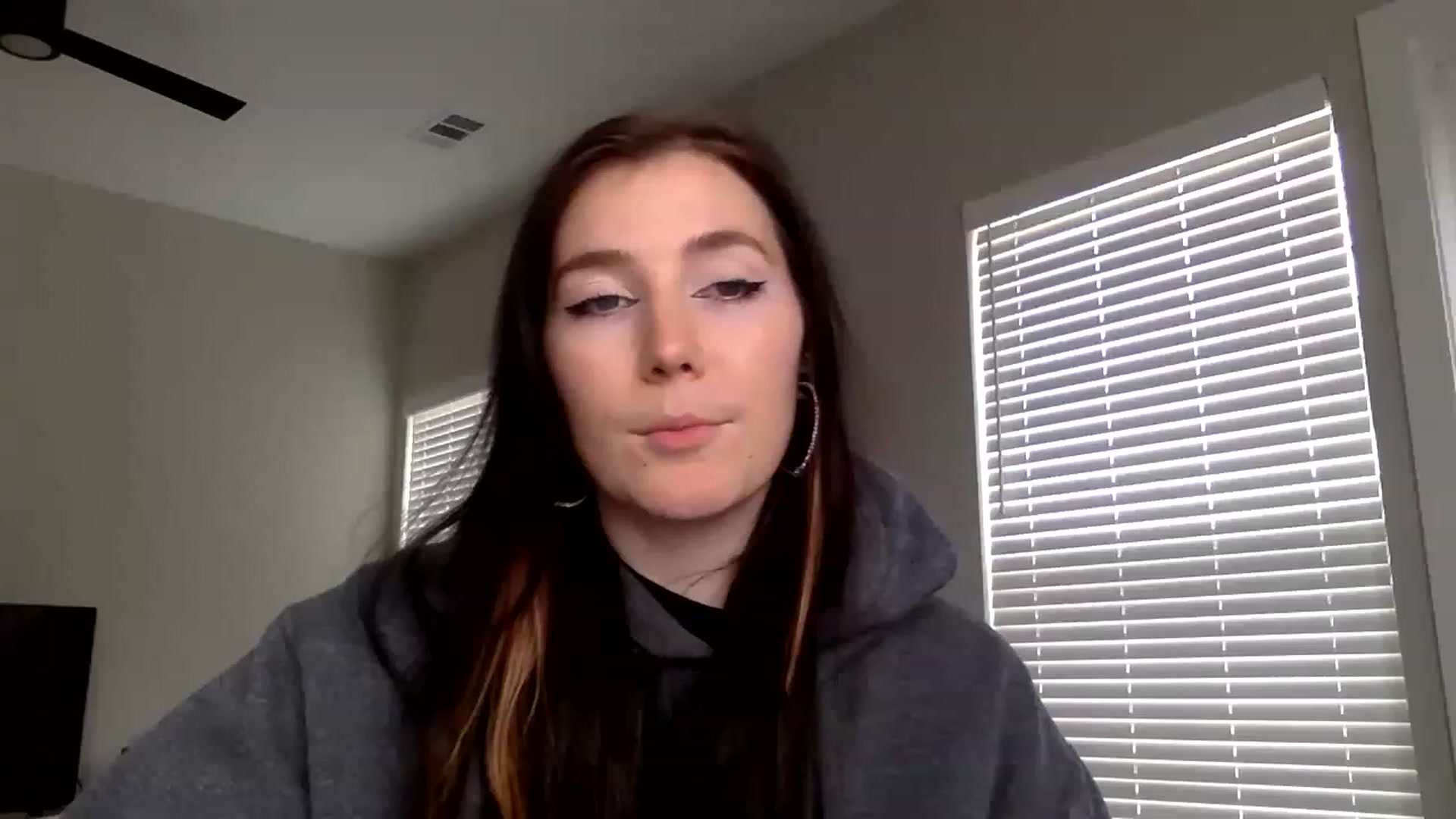 Gallery image thumbnail from p_alaska's myfreecams stream on, 03/01/2023, 16:45 image 2 of 20