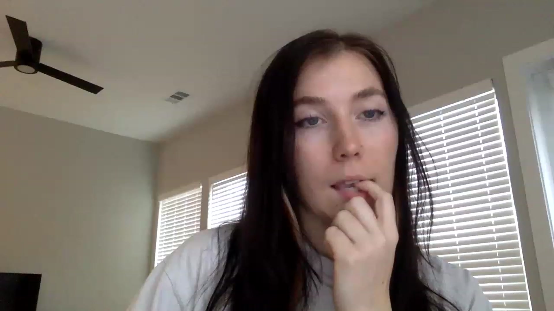 Gallery image thumbnail from p_alaska's myfreecams stream on, 03/03/2023, 14:06 image 16 of 20