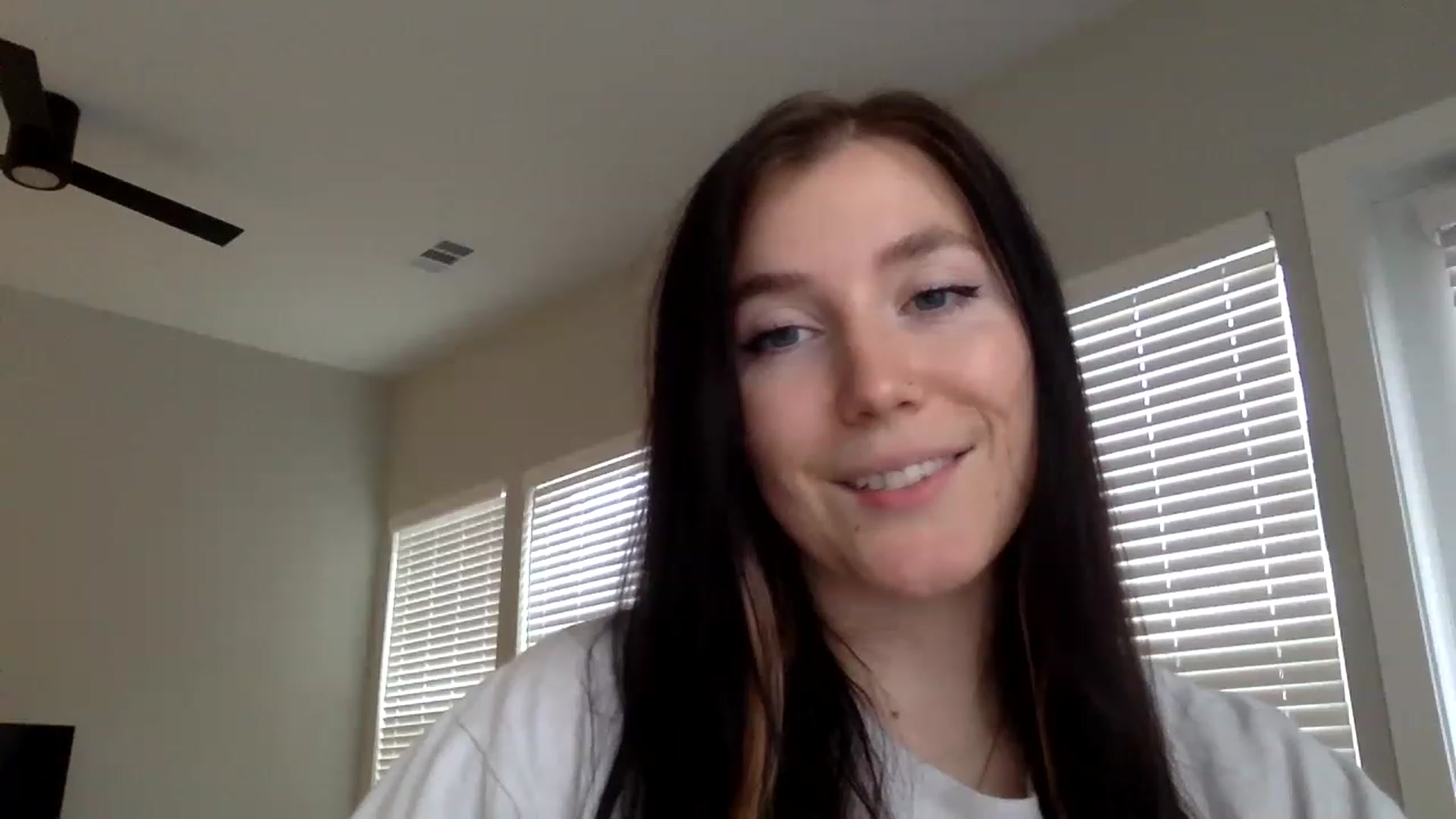 Gallery image thumbnail from p_alaska's myfreecams stream on, 03/03/2023, 14:06 image 12 of 20