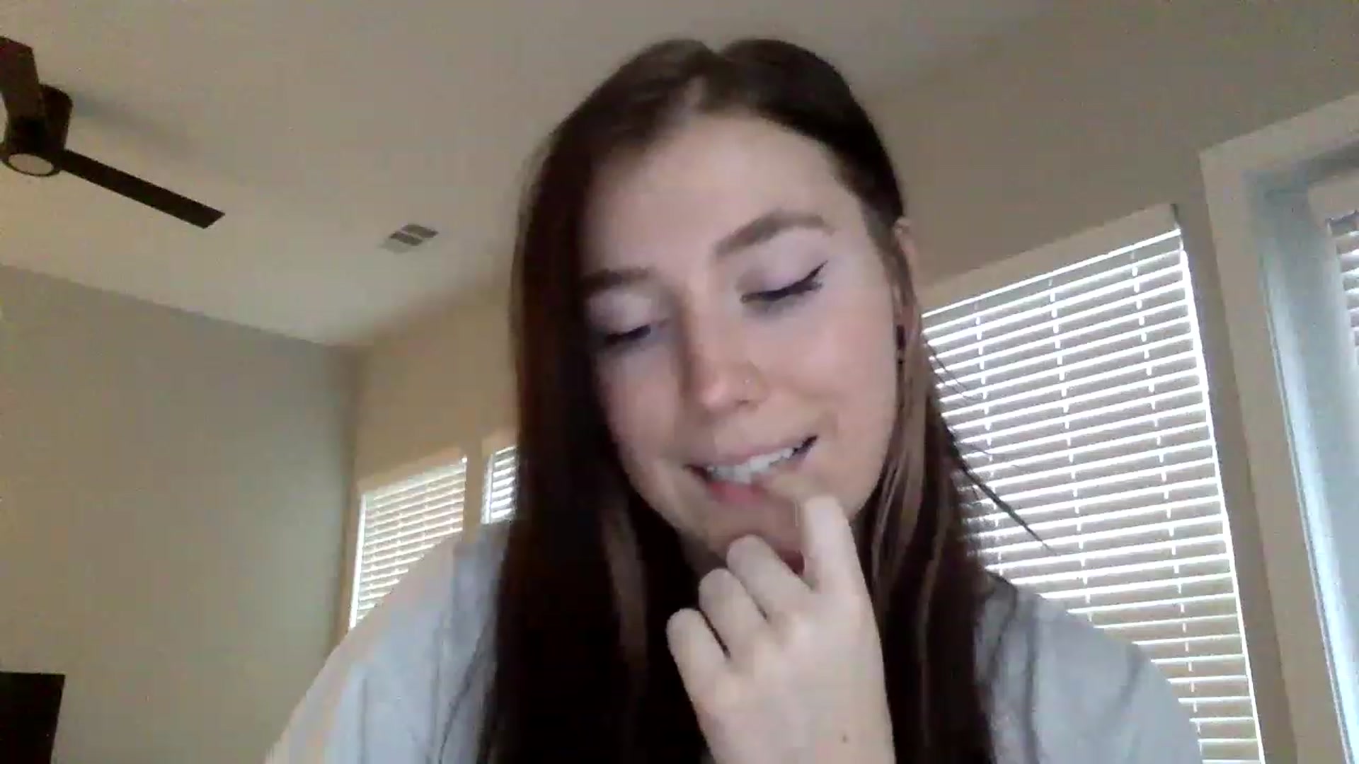 Gallery image thumbnail from p_alaska's myfreecams stream on, 03/03/2023, 14:06 image 18 of 20