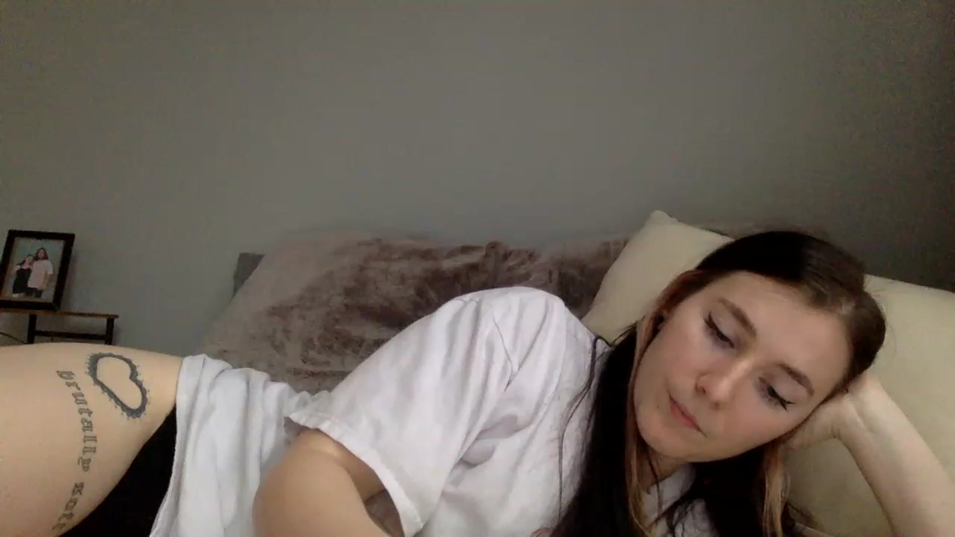 Gallery image thumbnail from p_alaska's myfreecams stream on, 03/03/2023, 15:58 image 3 of 20