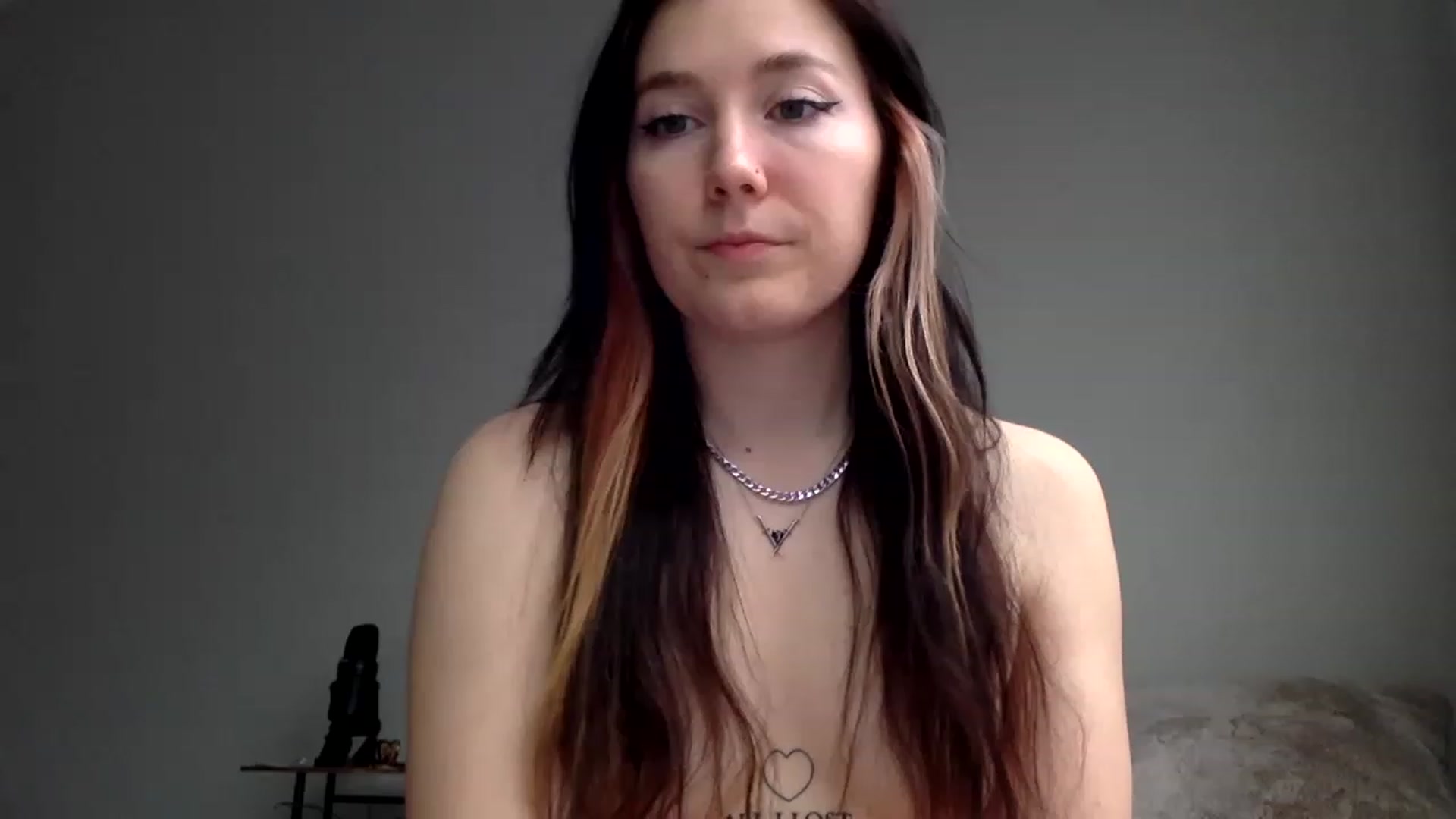 Gallery image thumbnail from p_alaska's myfreecams stream on, 03/06/2023, 14:32 image 16 of 20