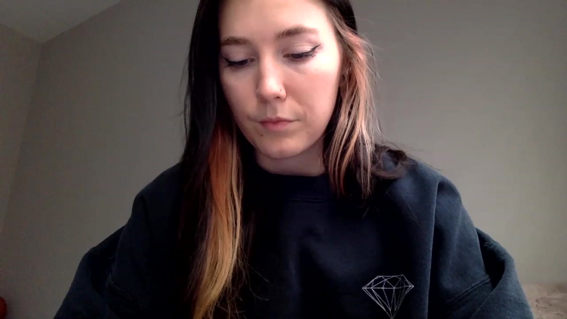 Gallery image thumbnail from p_alaska's myfreecams stream on, 03/06/2023, 14:32 image 9 of 20