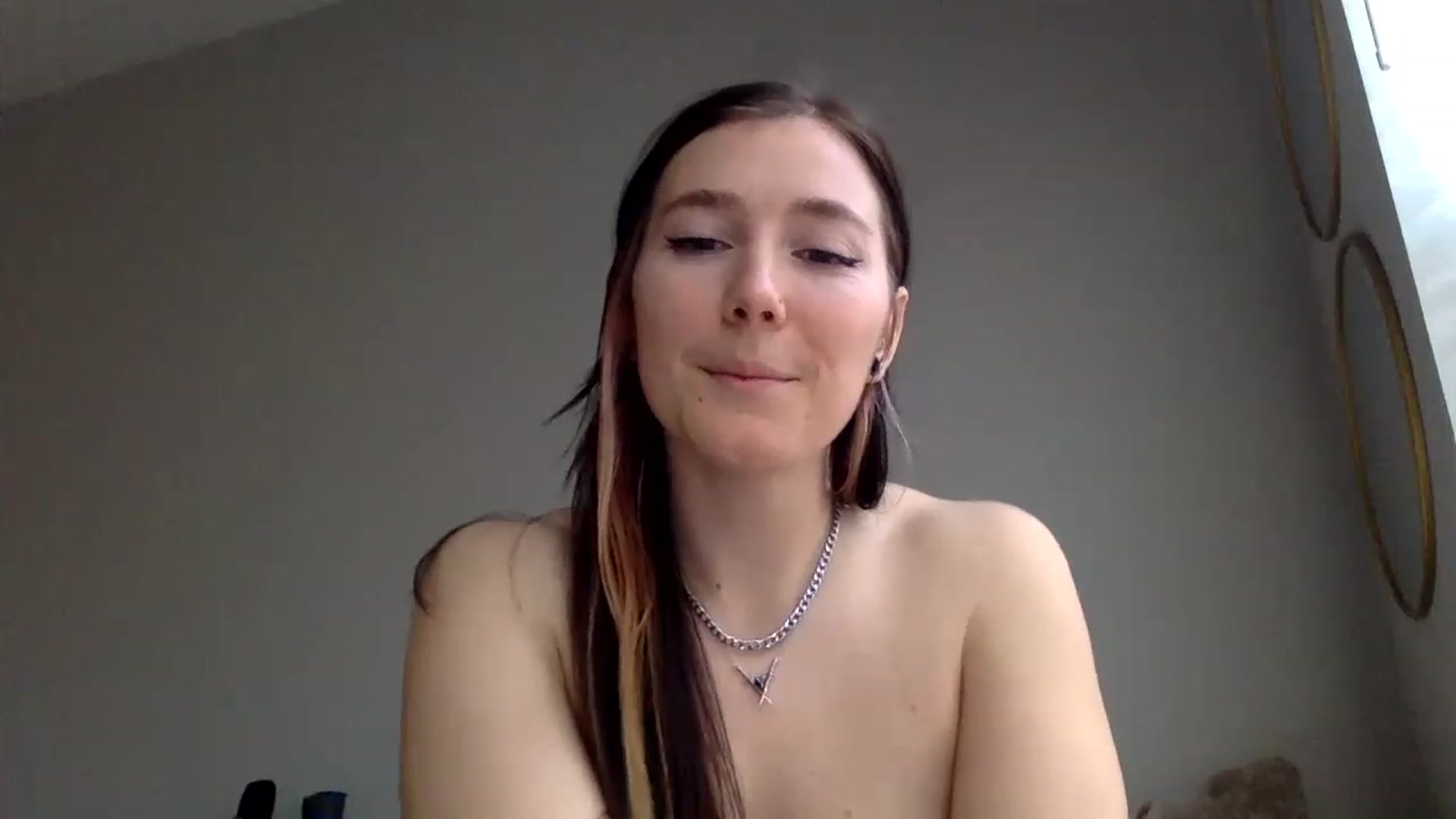 Gallery image thumbnail from p_alaska's myfreecams stream on, 03/07/2023, 15:51 image 10 of 20