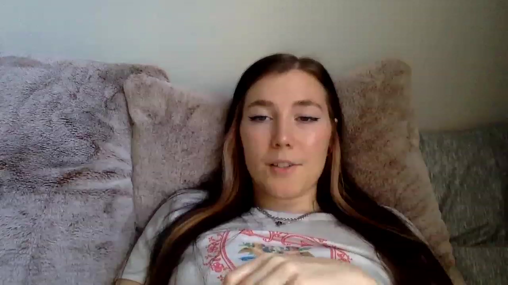 Gallery image thumbnail from p_alaska's myfreecams stream on, 03/08/2023, 13:33 image 8 of 20