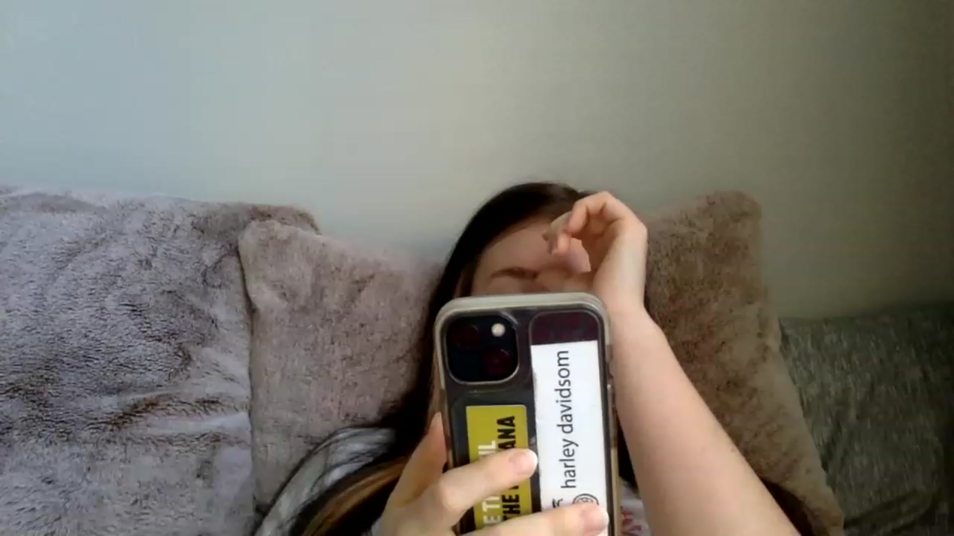Gallery image thumbnail from p_alaska's myfreecams stream on, 03/08/2023, 13:33 image 2 of 20