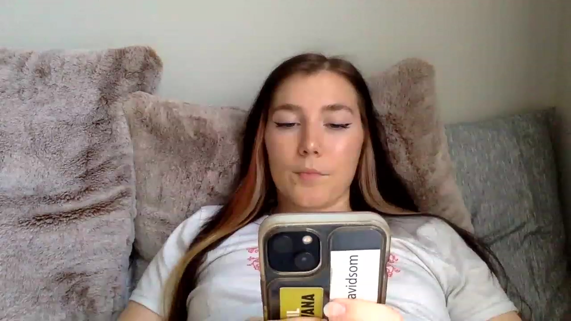 Gallery image thumbnail from p_alaska's myfreecams stream on, 03/08/2023, 14:45 image 9 of 20