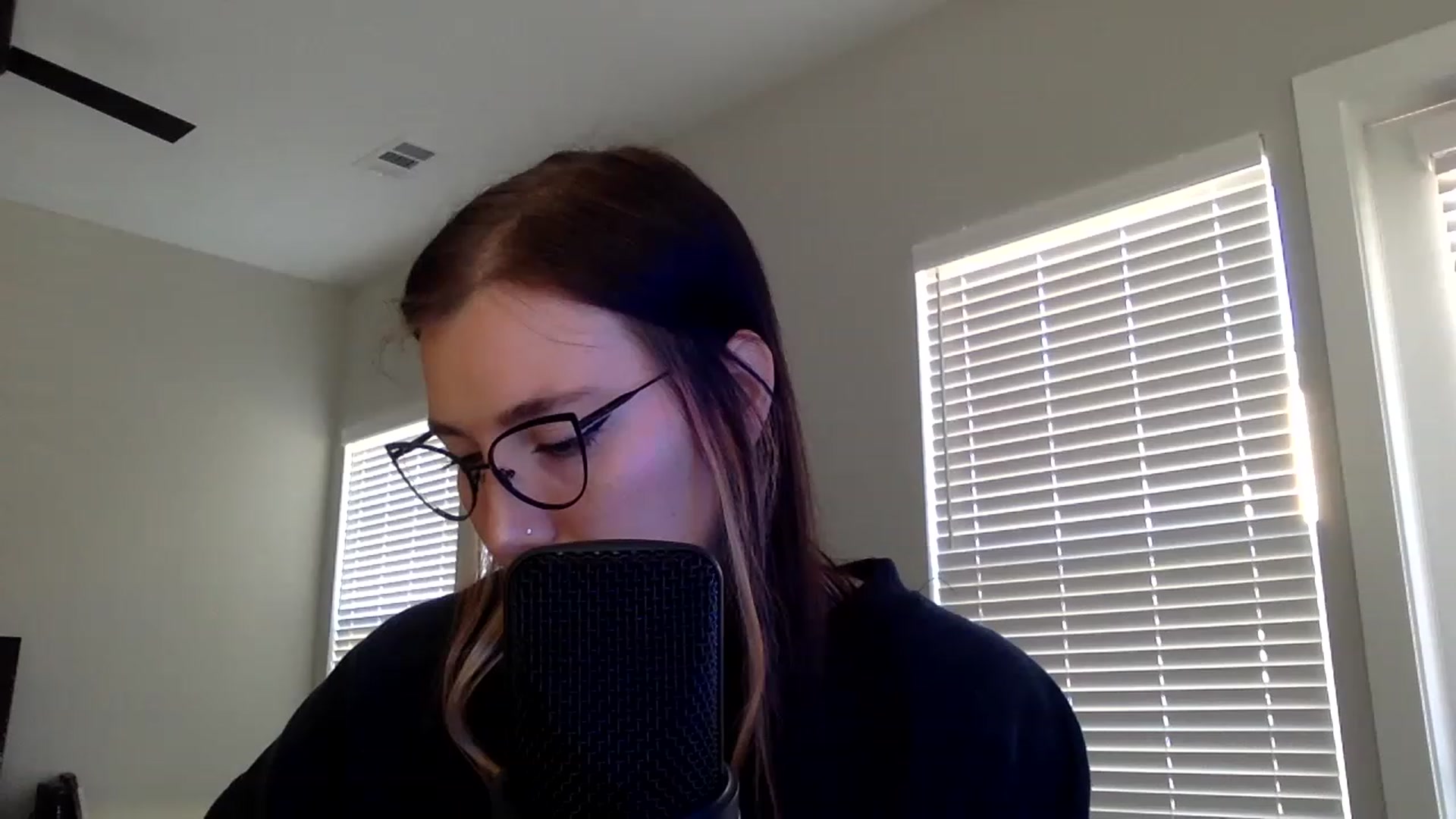 Gallery image thumbnail from p_alaska's myfreecams stream on, 03/13/2023, 16:50 image 6 of 20