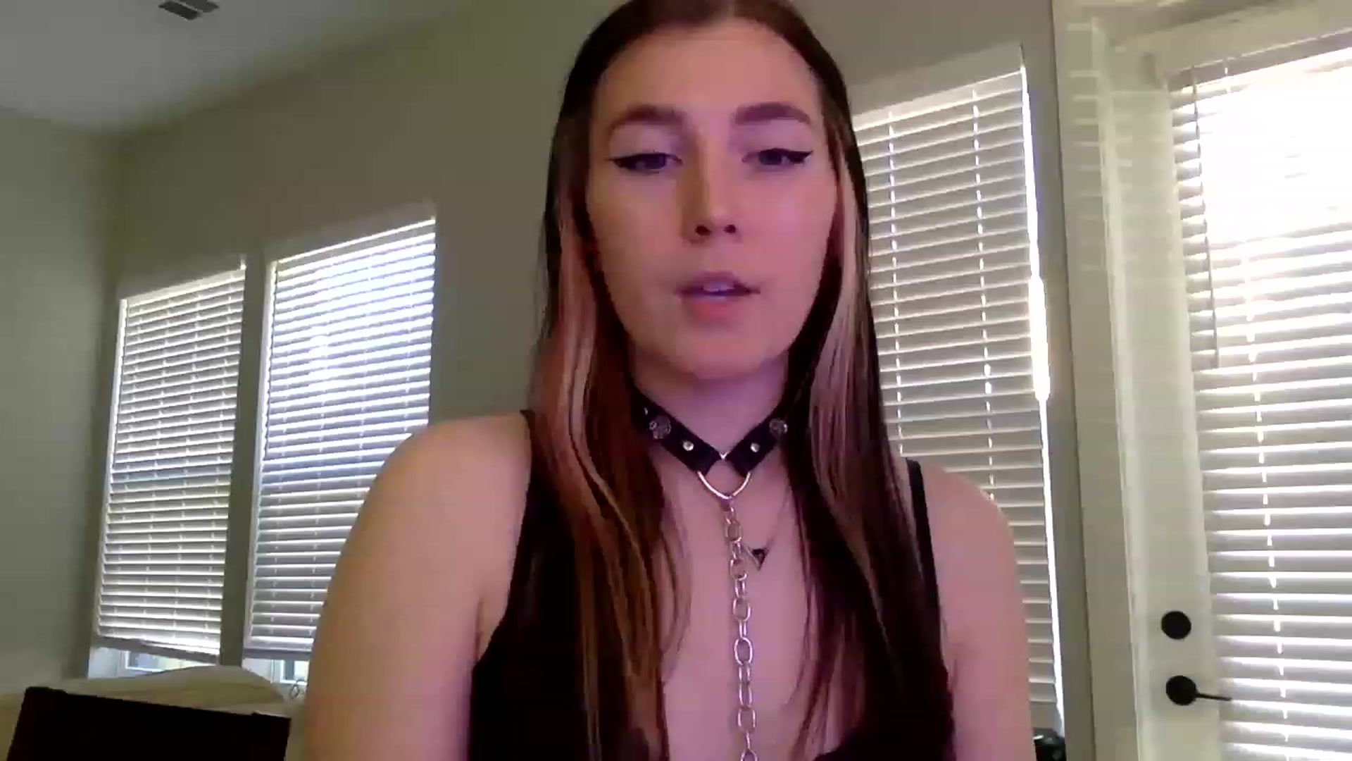 Gallery image thumbnail from p_alaska's myfreecams stream on, 03/15/2023, 14:49 image 2 of 20