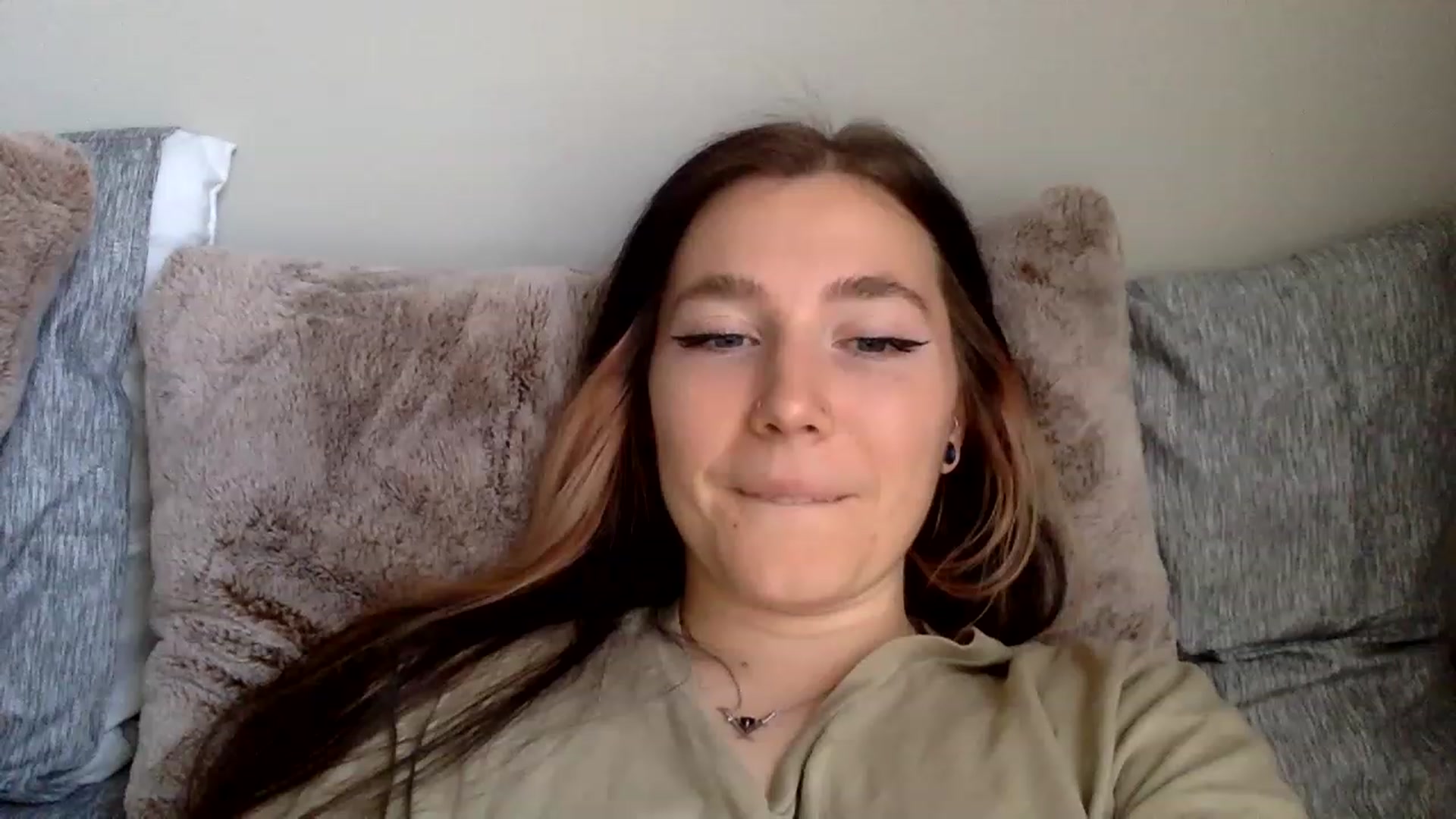 Gallery image thumbnail from p_alaska's myfreecams stream on, 03/16/2023, 13:49 image 5 of 20
