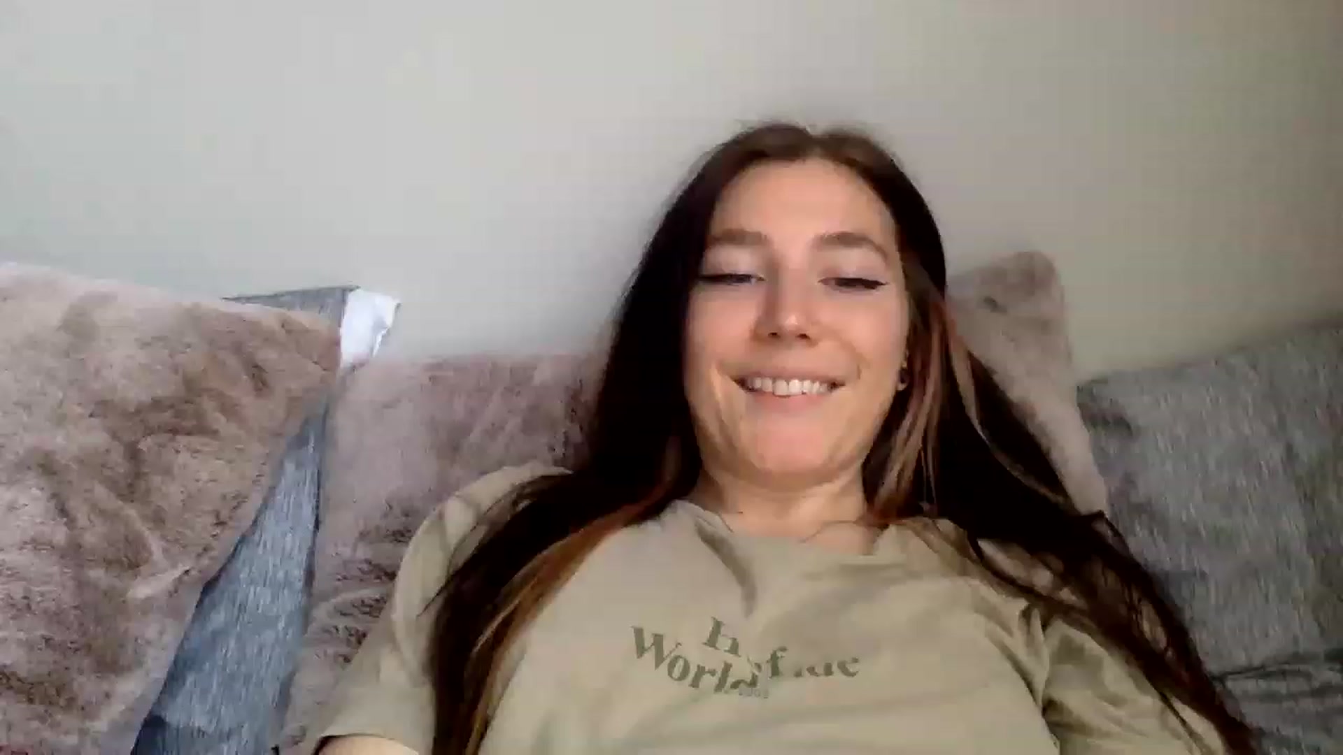 Gallery image thumbnail from p_alaska's myfreecams stream on, 03/16/2023, 13:49 image 7 of 20