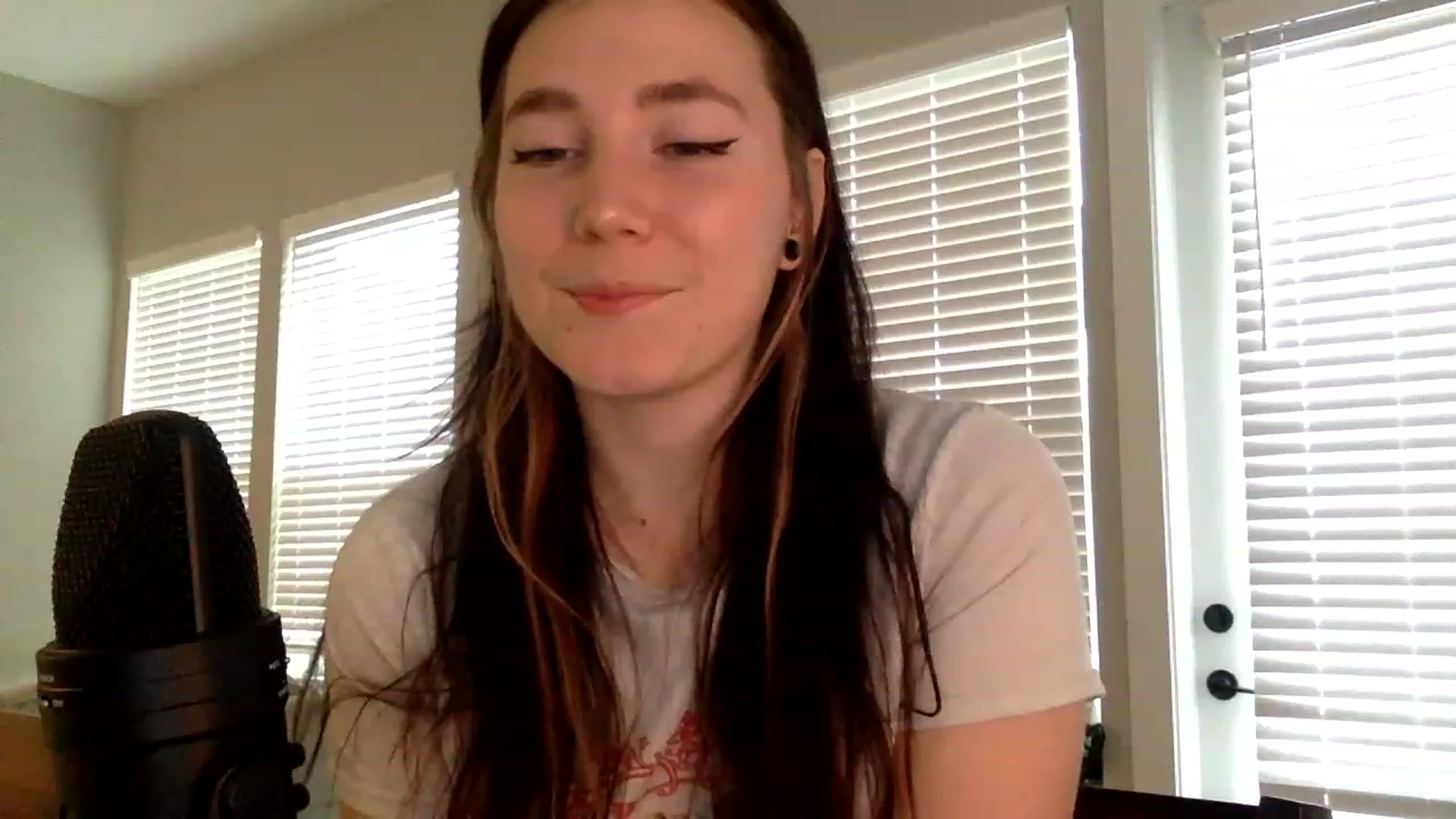 Gallery image thumbnail from p_alaska's myfreecams stream on, 03/17/2023, 15:59 image 1 of 20