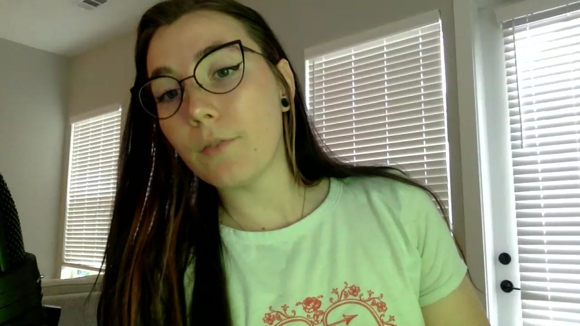 Gallery image thumbnail from p_alaska's myfreecams stream on, 03/17/2023, 15:59 image 20 of 20
