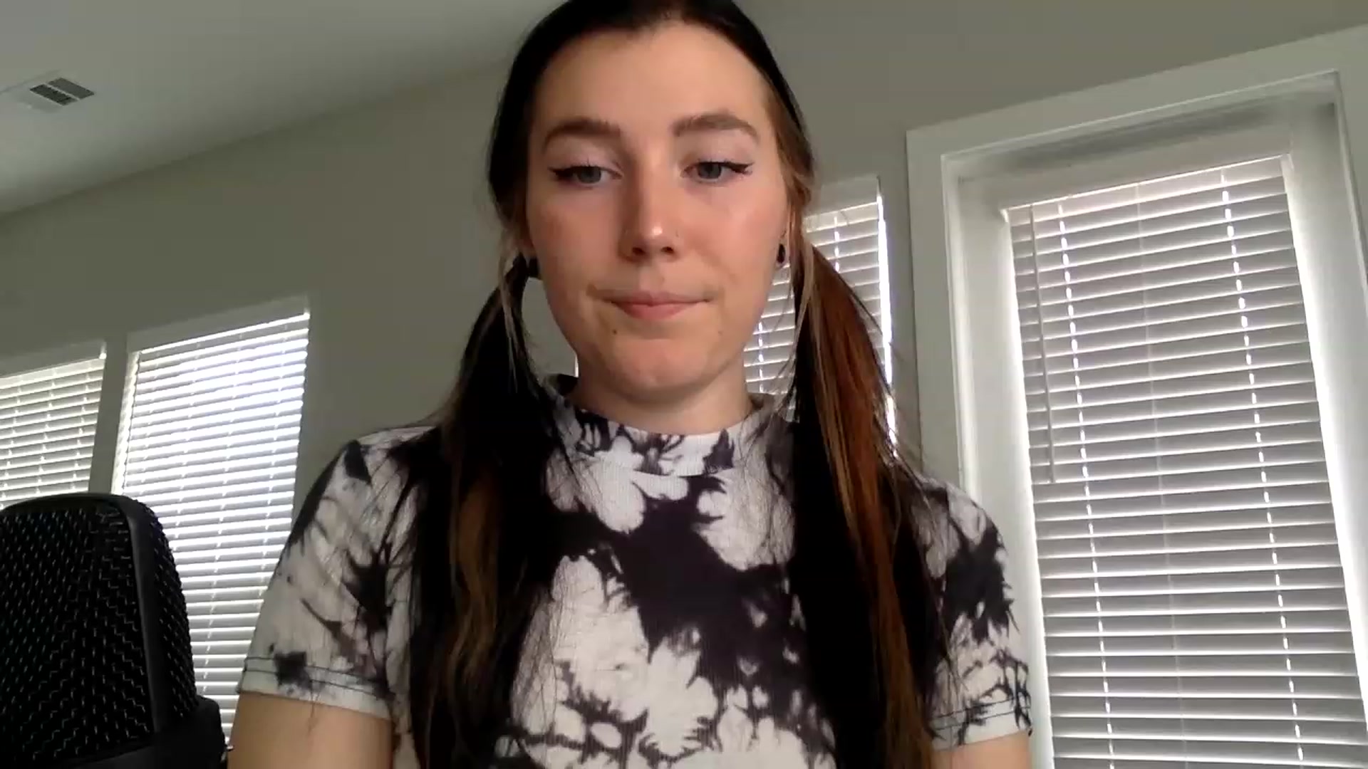 Gallery image thumbnail from p_alaska's myfreecams stream on, 03/23/2023, 14:56 image 3 of 20