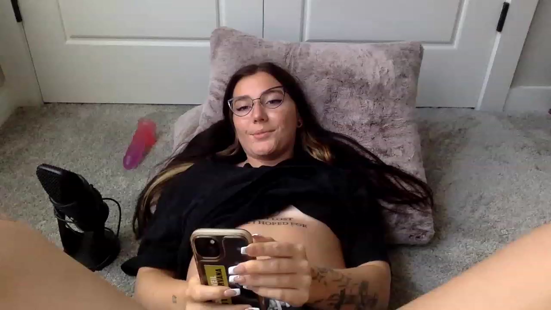 Gallery image thumbnail from p_alaska's myfreecams stream on, 06/01/2023, 14:59 image 16 of 20
