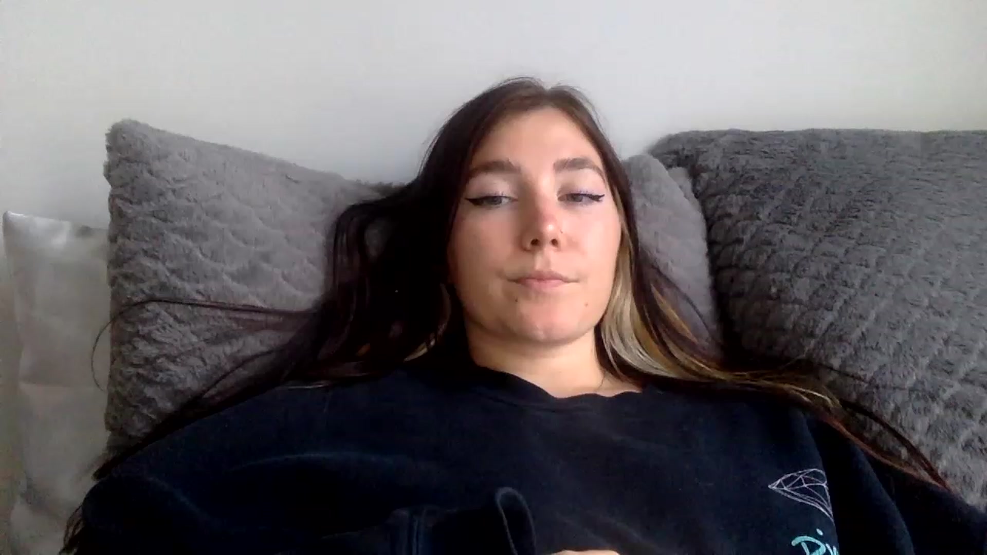 Gallery image thumbnail from p_alaska's myfreecams stream on, 06/26/2023, 14:25 image 15 of 20