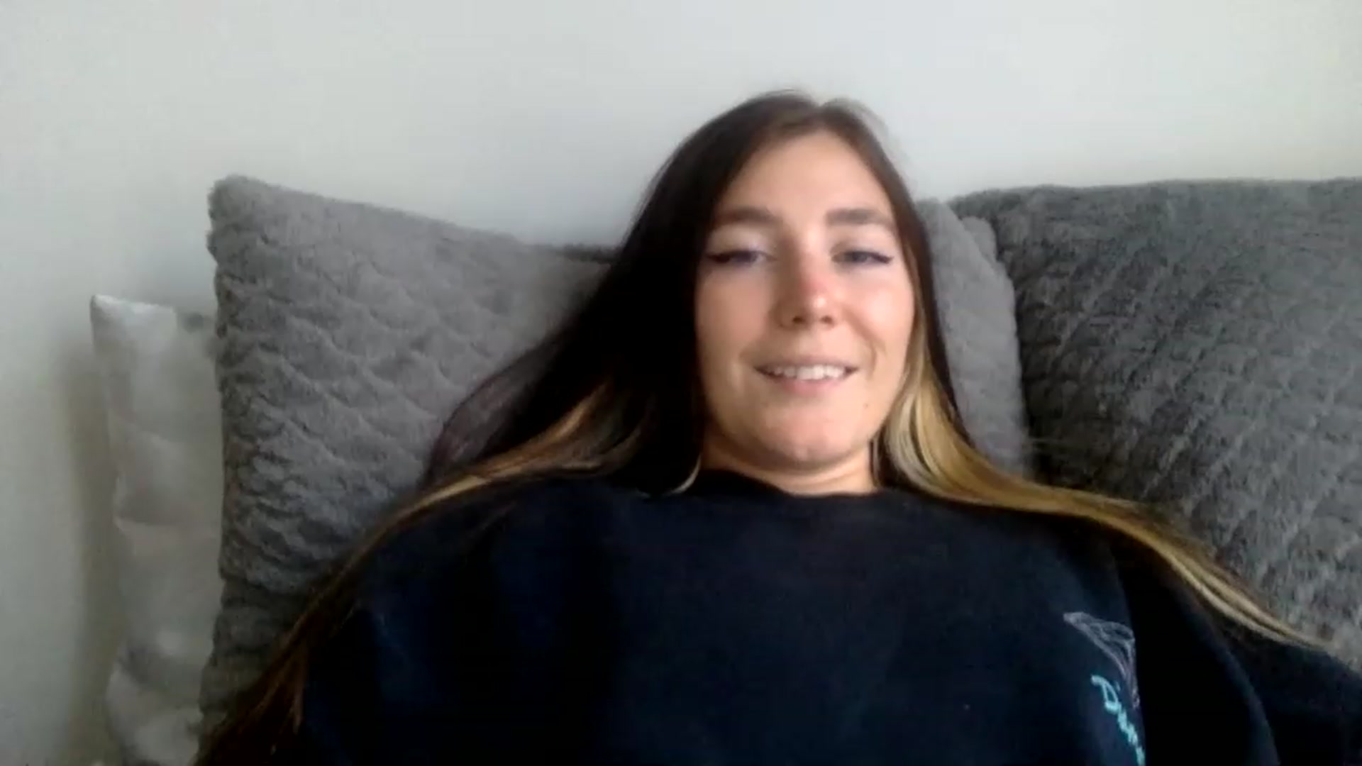 Gallery image thumbnail from p_alaska's myfreecams stream on, 06/26/2023, 14:25 image 13 of 20