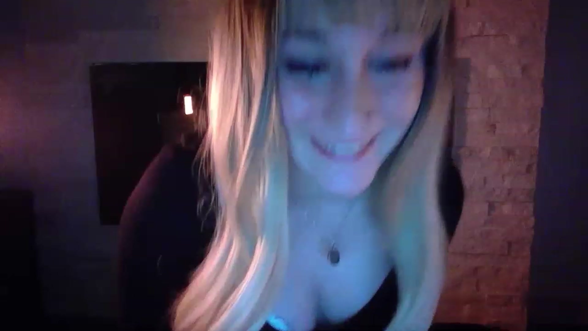 Gallery image thumbnail from pageminie's myfreecams stream on, 12/10/2022, 03:01 image 5 of 20