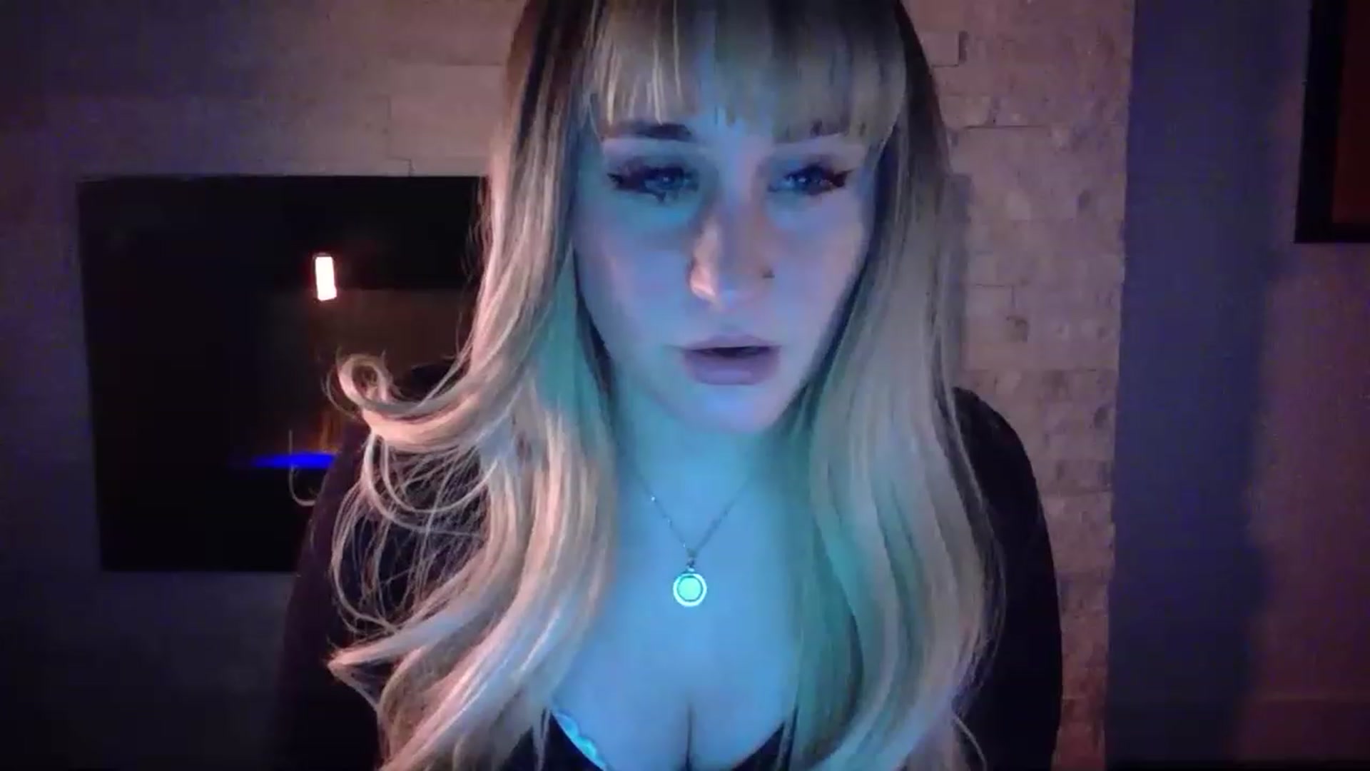 Gallery image thumbnail from pageminie's myfreecams stream on, 12/10/2022, 03:01 image 20 of 20