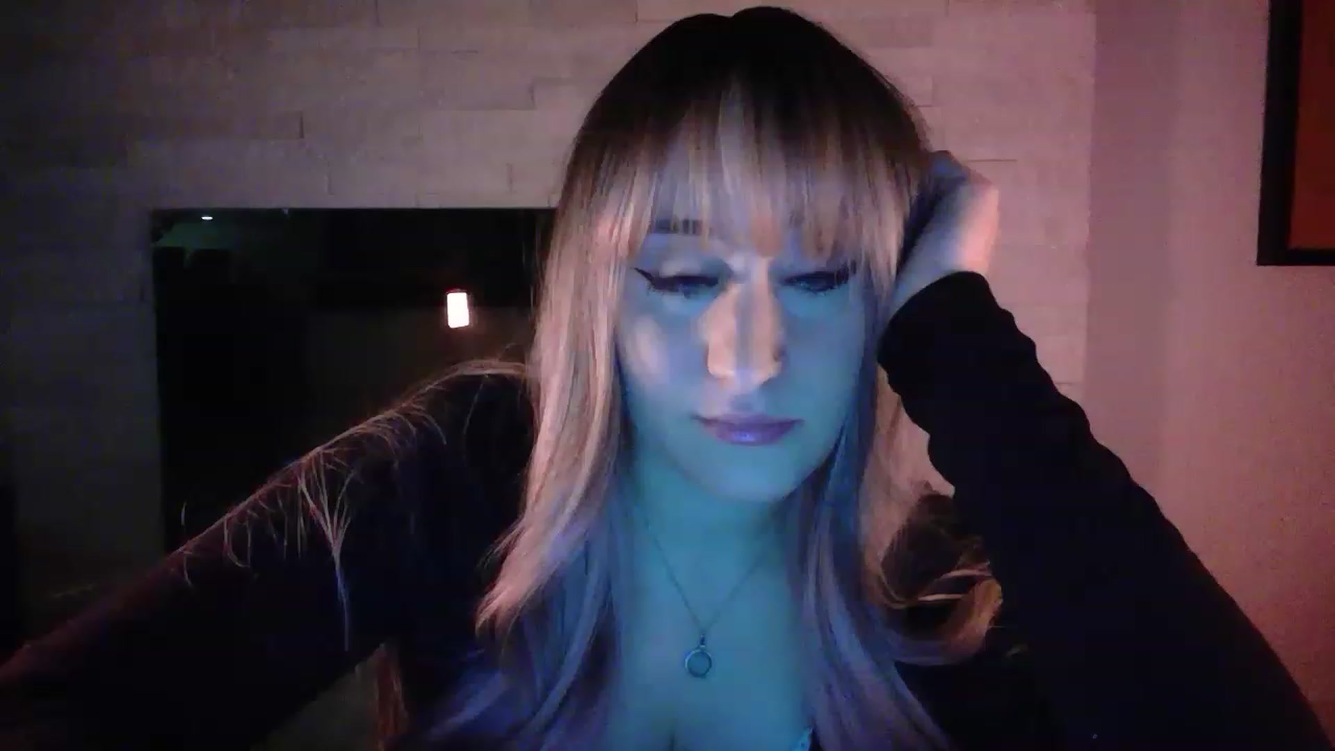 Gallery image thumbnail from pageminie's myfreecams stream on, 12/11/2022, 02:00 image 19 of 20