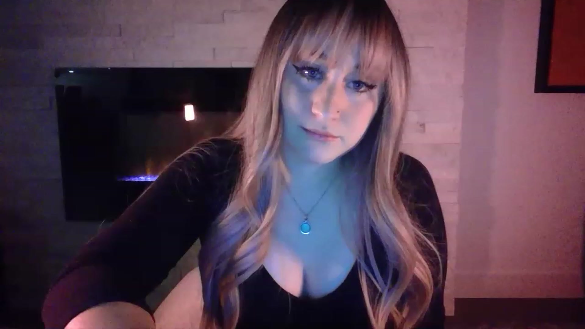 Gallery image thumbnail from pageminie's myfreecams stream on, 12/11/2022, 02:00 image 8 of 20