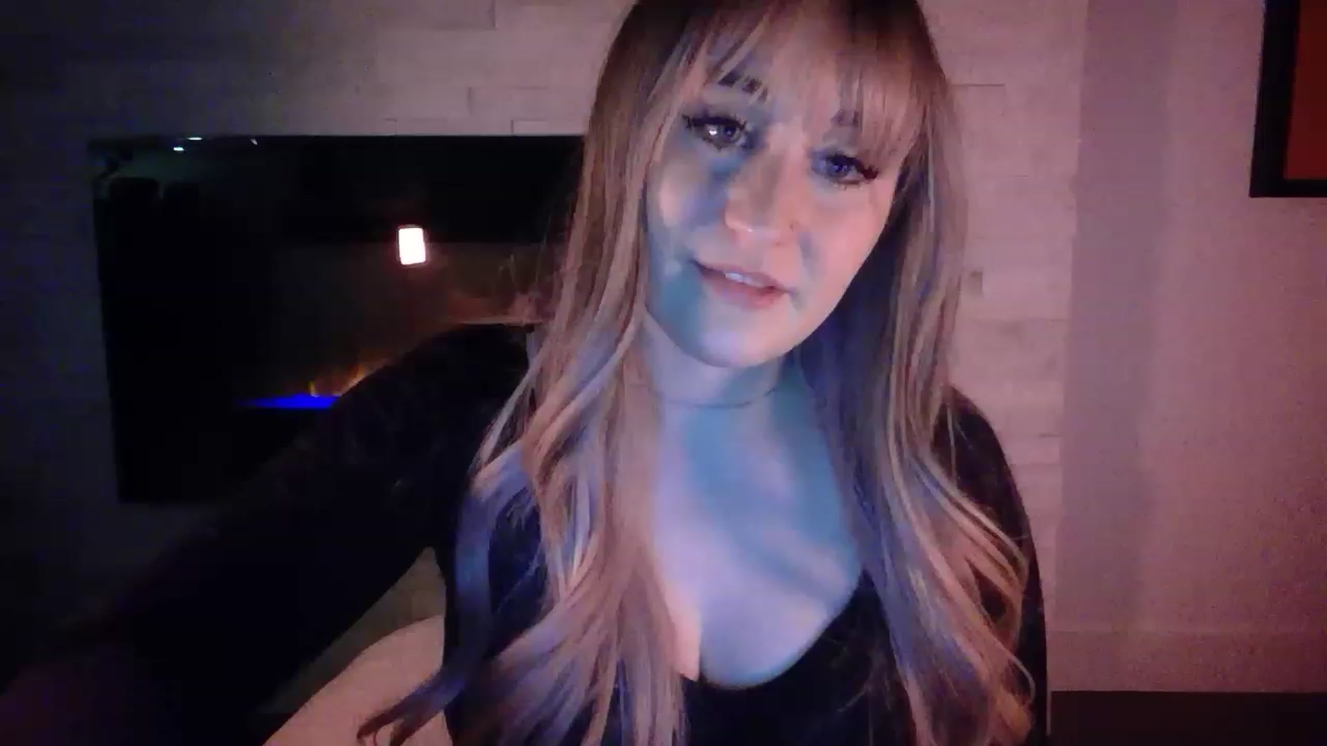 Gallery image thumbnail from pageminie's myfreecams stream on, 12/11/2022, 06:30 image 11 of 20