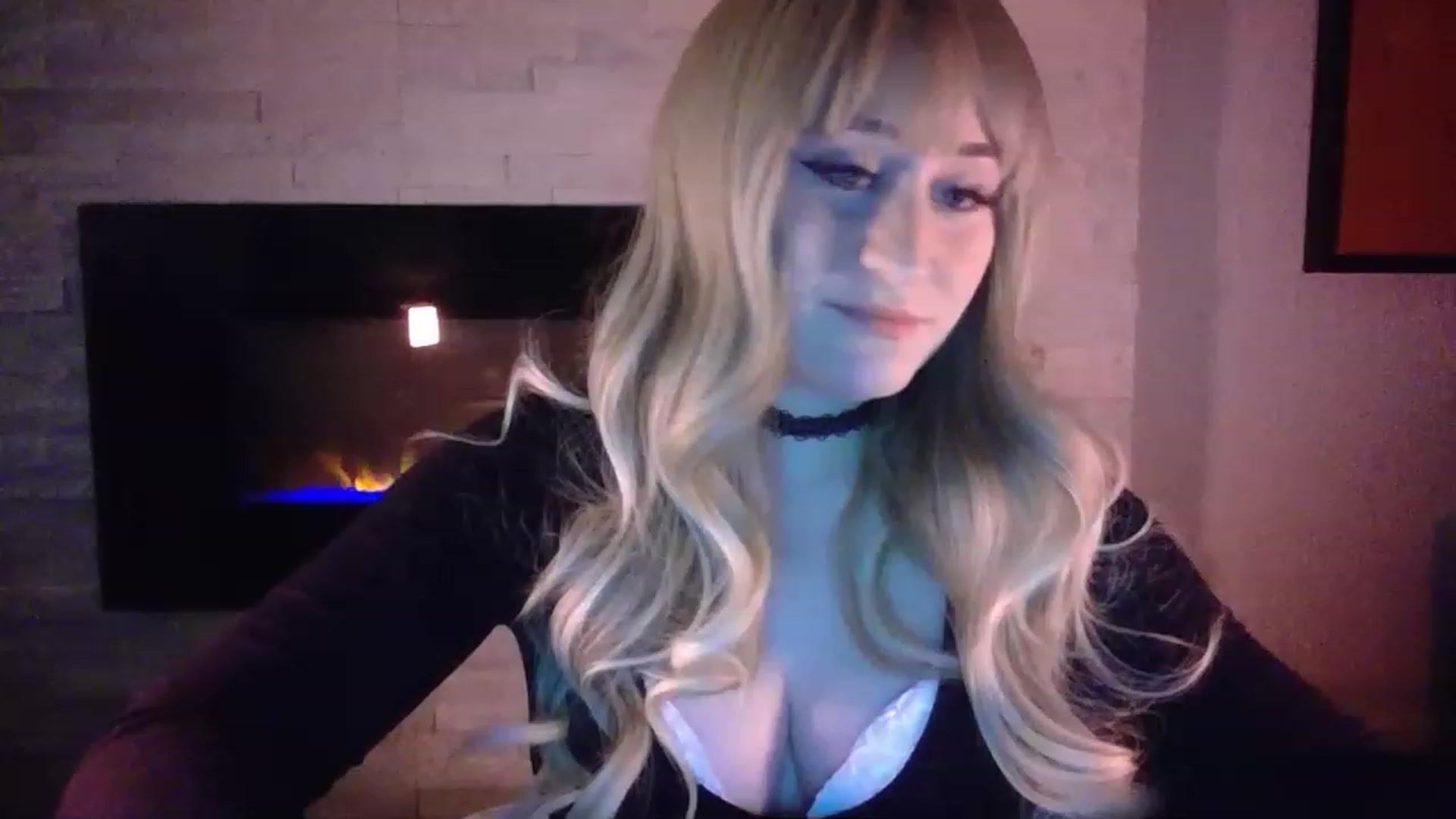 Gallery image thumbnail from pageminie's myfreecams stream on, 12/13/2022, 01:16 image 5 of 20