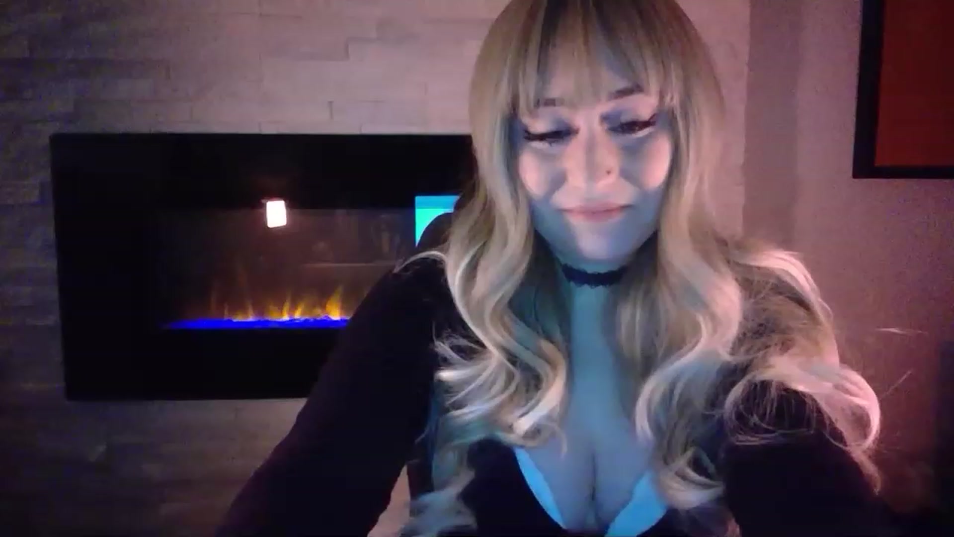 Gallery image thumbnail from pageminie's myfreecams stream on, 12/13/2022, 01:16 image 15 of 20